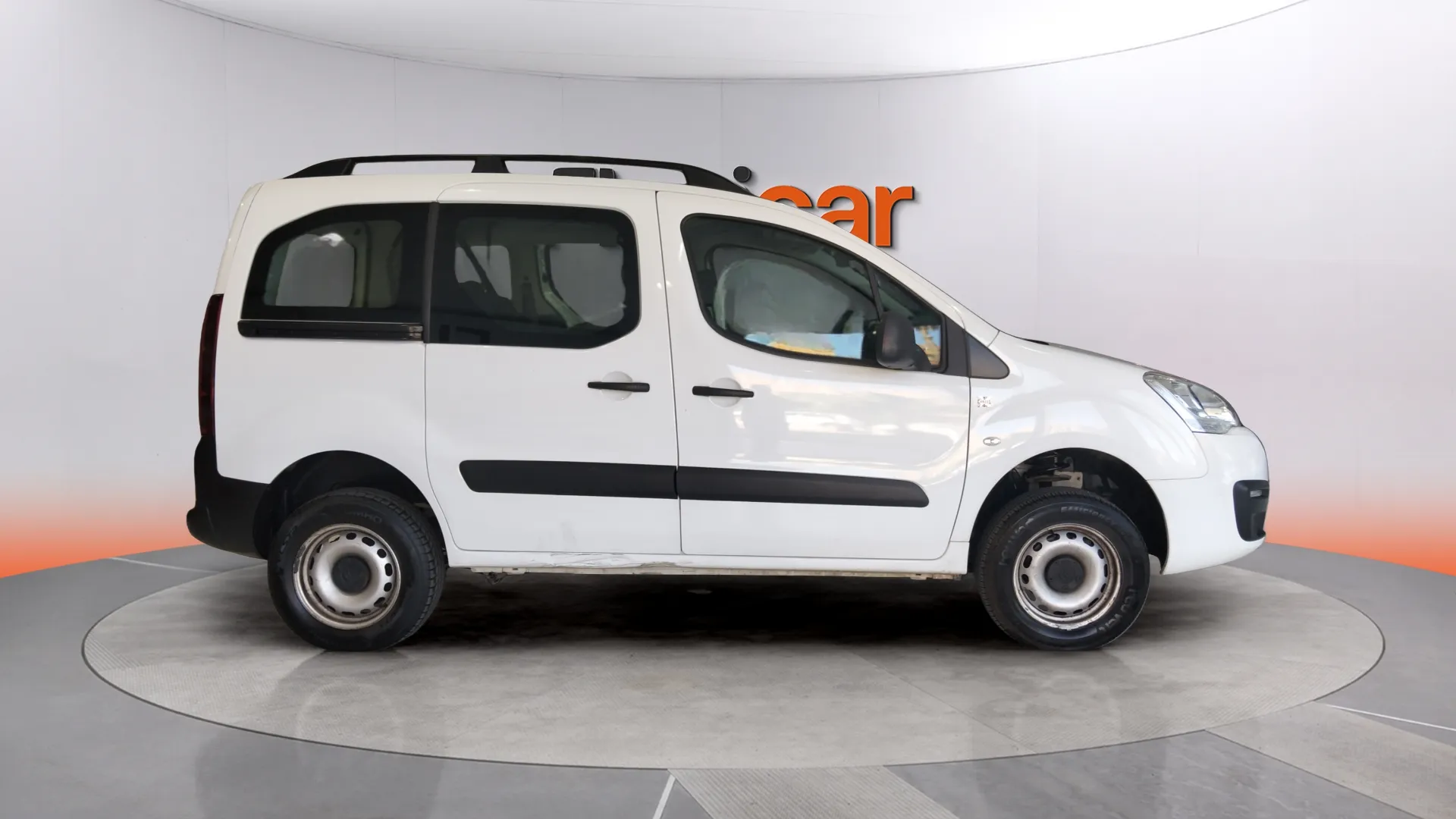 Citroën Berlingo Live Edit.BlueHDi 4x4 Dangel - foto 3