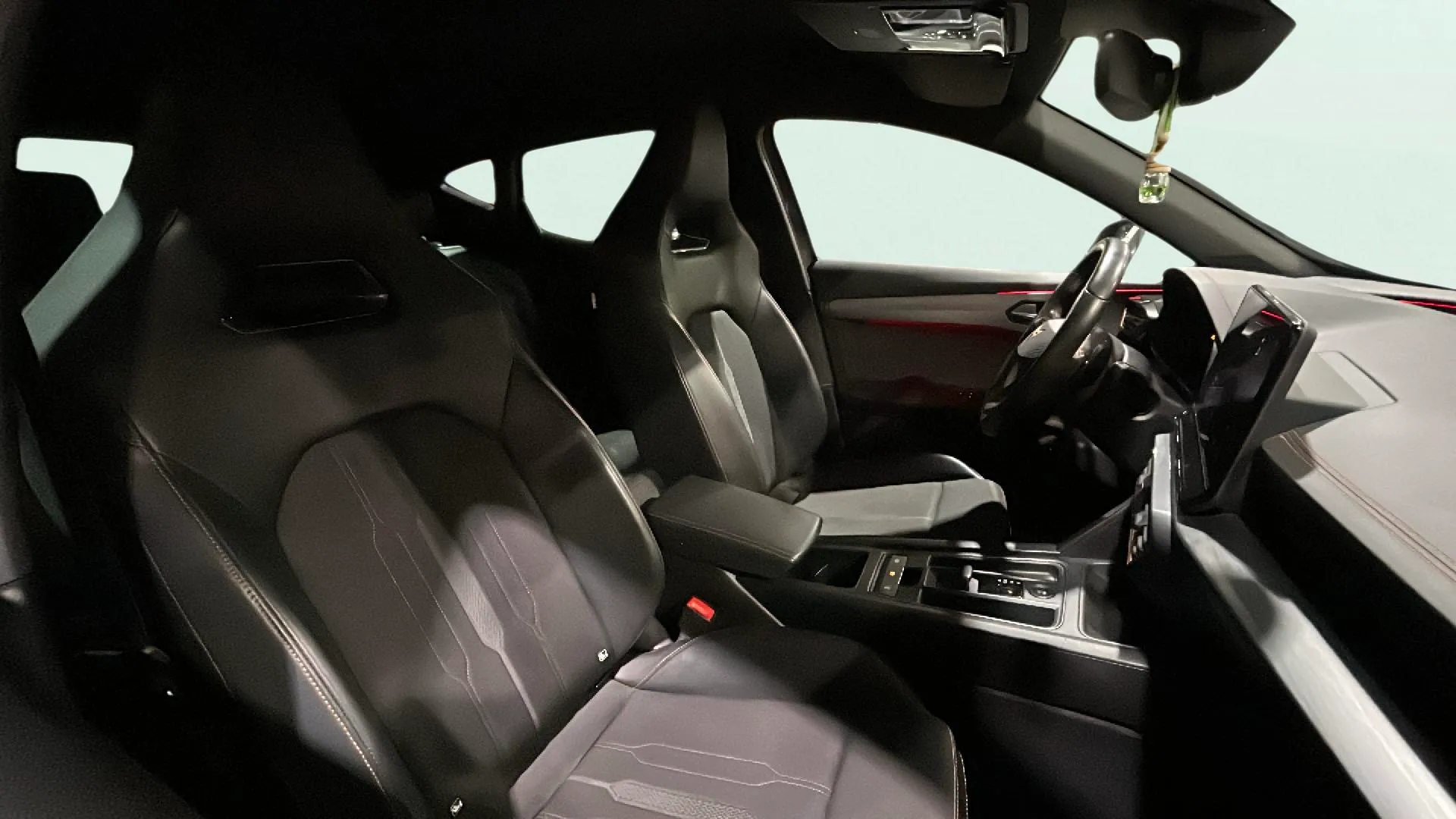 Cupra Formentor 2.0 TSI VZ 4Drive DSG - foto 18