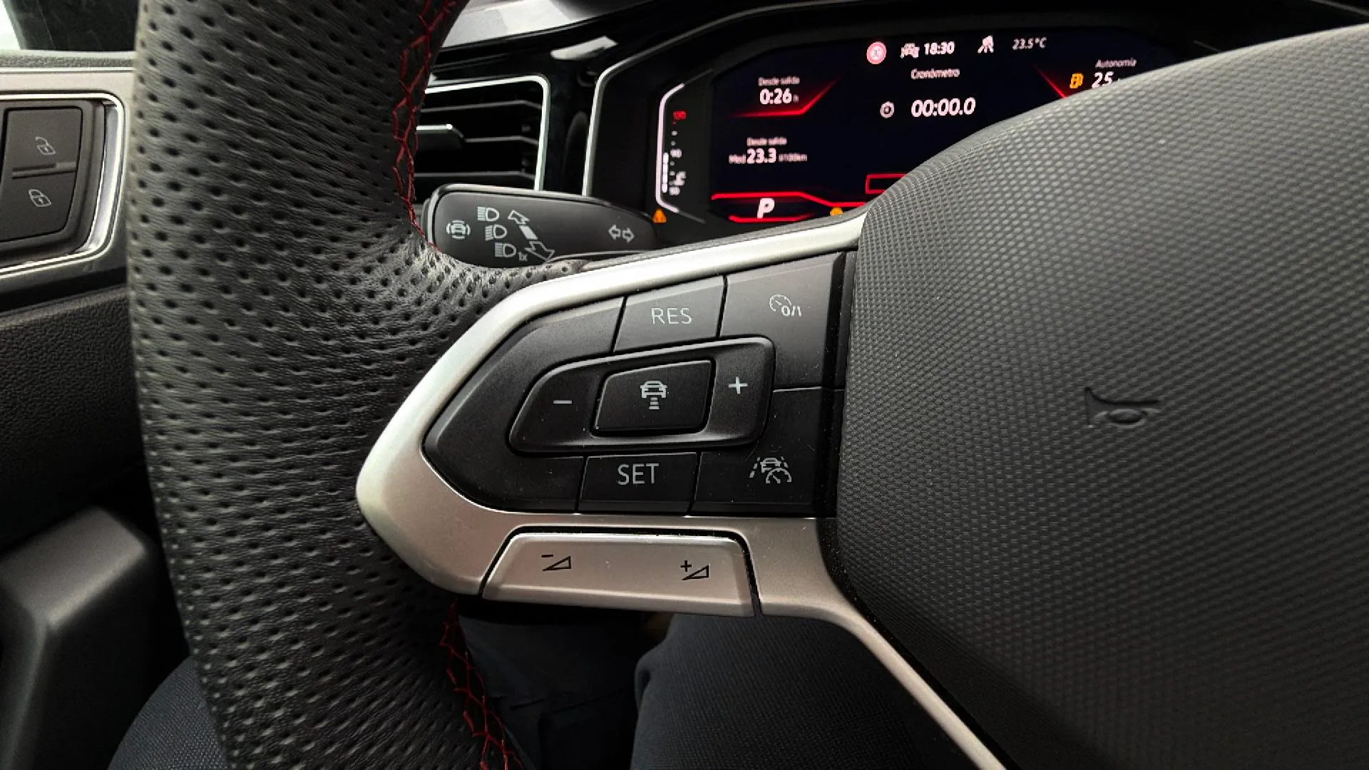 Volkswagen Polo GTI 2.0 TSI DSG - foto 23