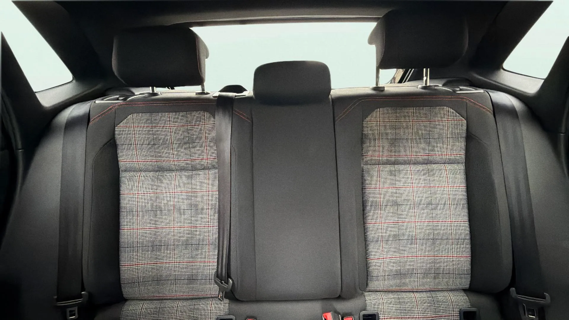 Volkswagen Polo GTI 2.0 TSI DSG - foto 21