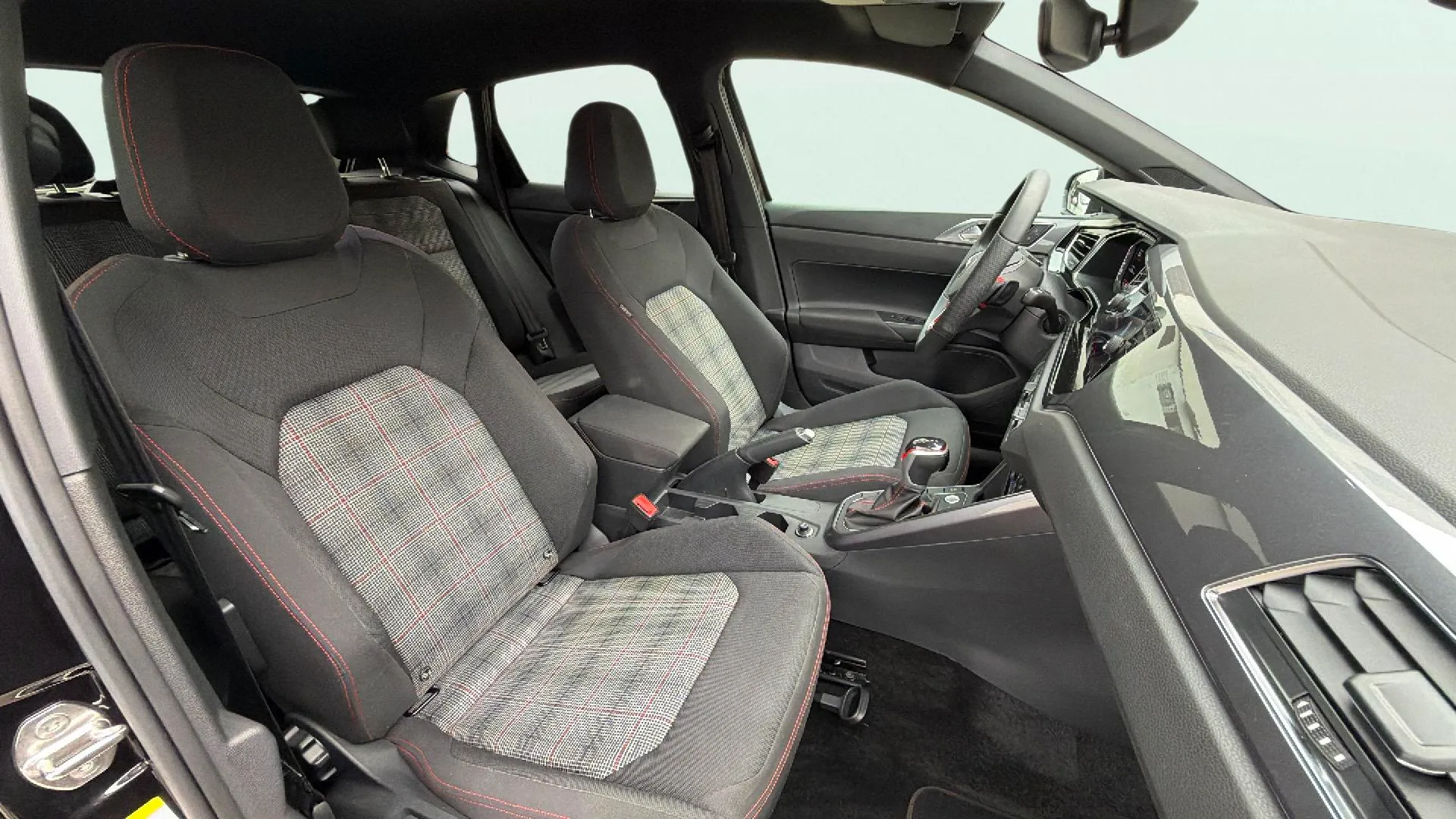 Volkswagen Polo GTI 2.0 TSI DSG - foto 19