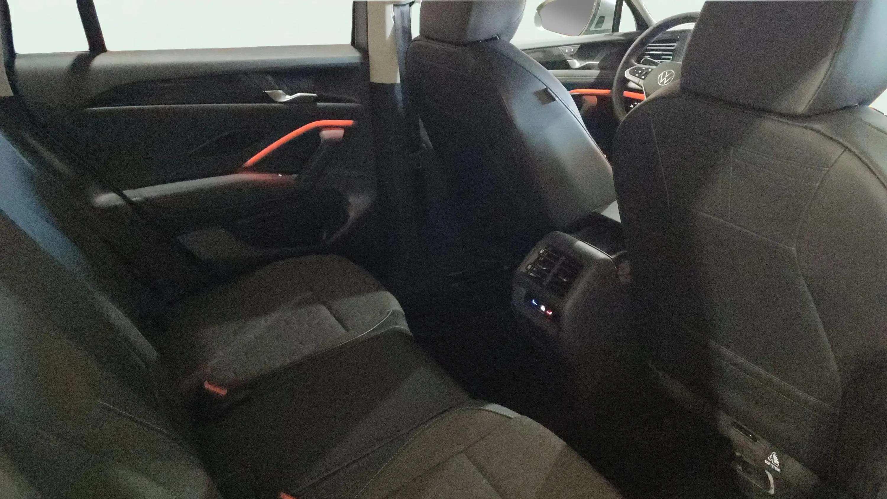Volkswagen Tiguan "Más" 1.5 eTSI DSG - foto 12