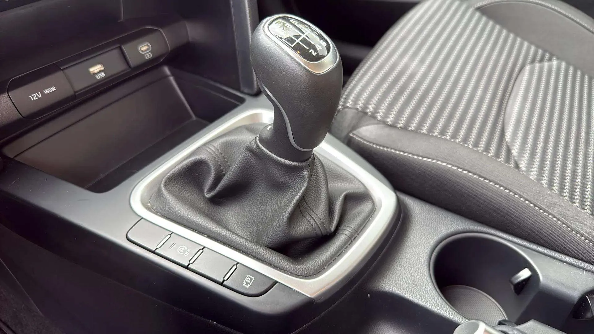 Kia Ceed 1.0 T-GDi Drive - foto 18