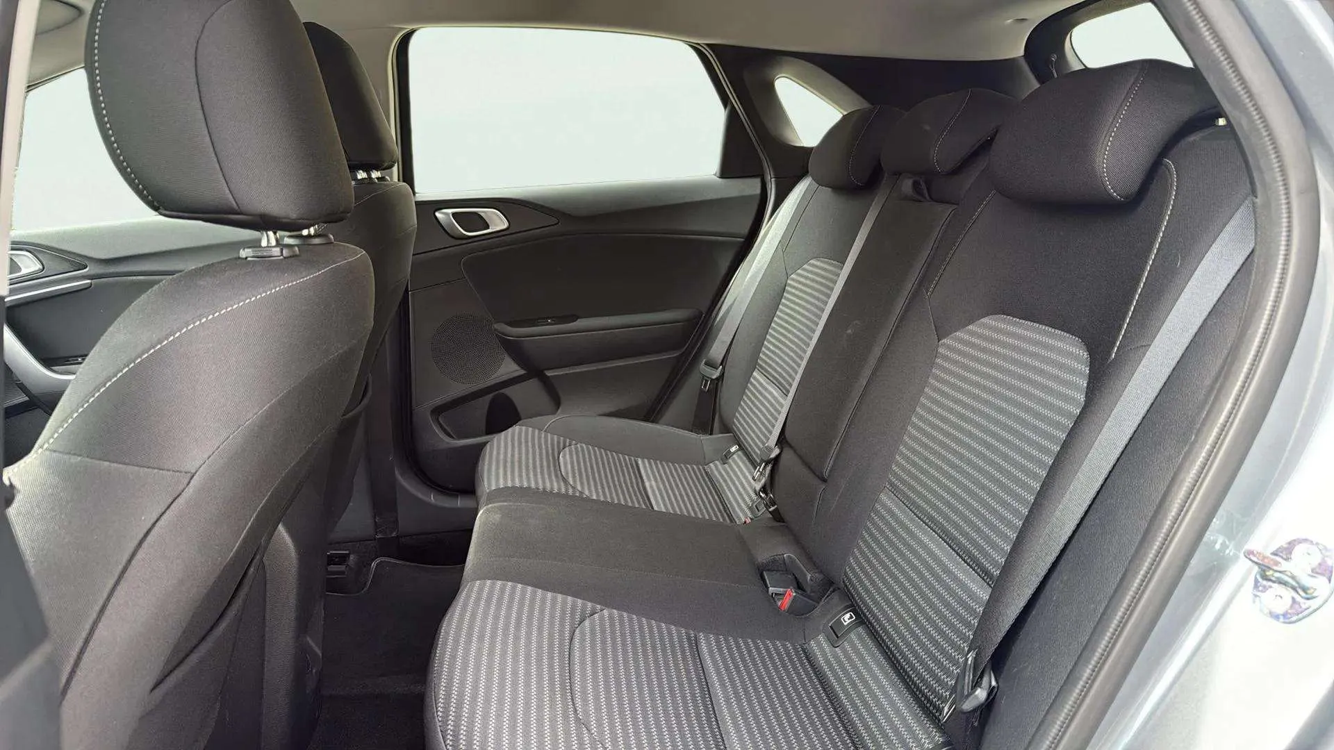 Kia Ceed 1.0 T-GDi Drive - foto 16