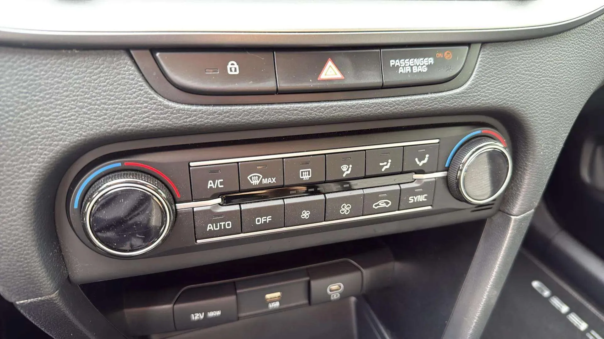 Kia Ceed 1.0 T-GDi Drive - foto 19
