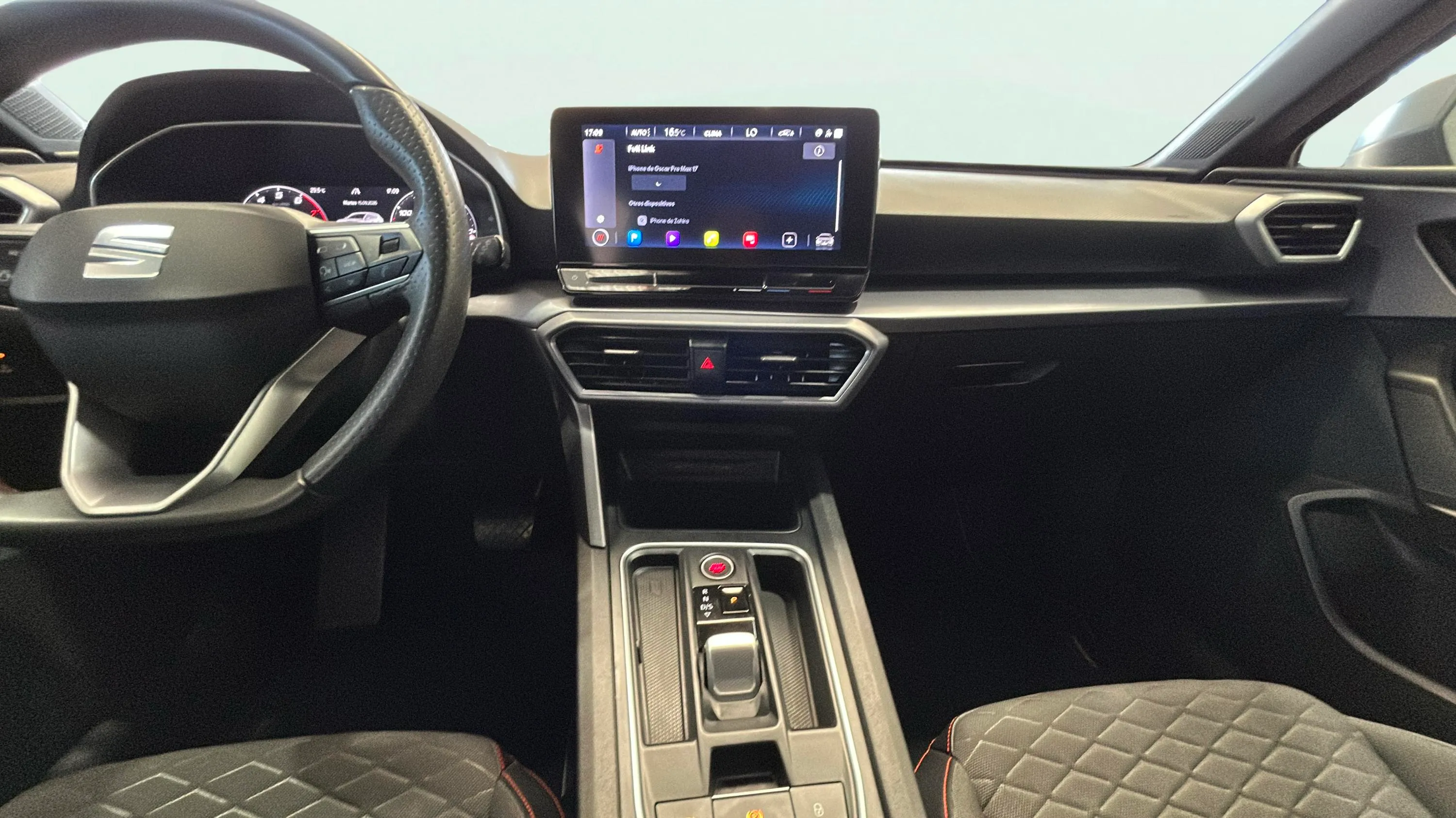 SEAT León 1.5 eTSI DSG-7 FR Launch P L - foto 10