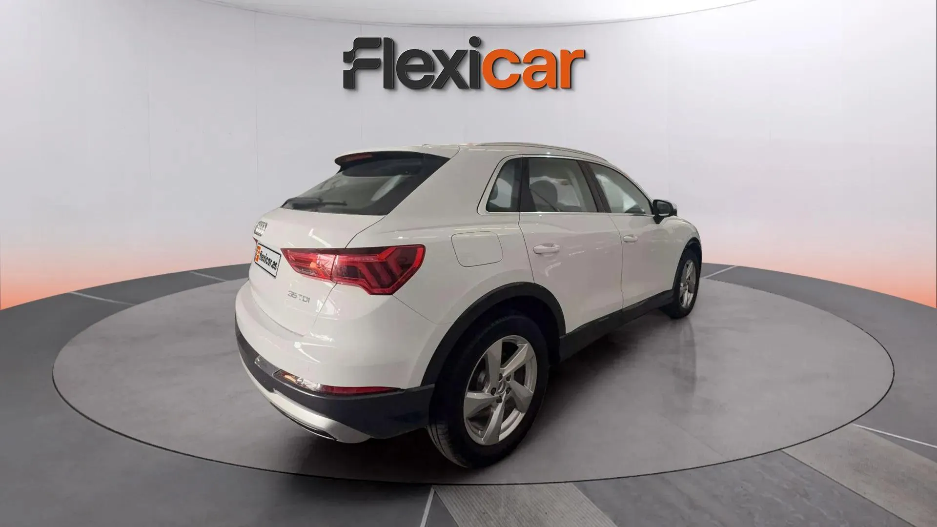 Audi Q3 S line 35 TDI S tronic - foto 5