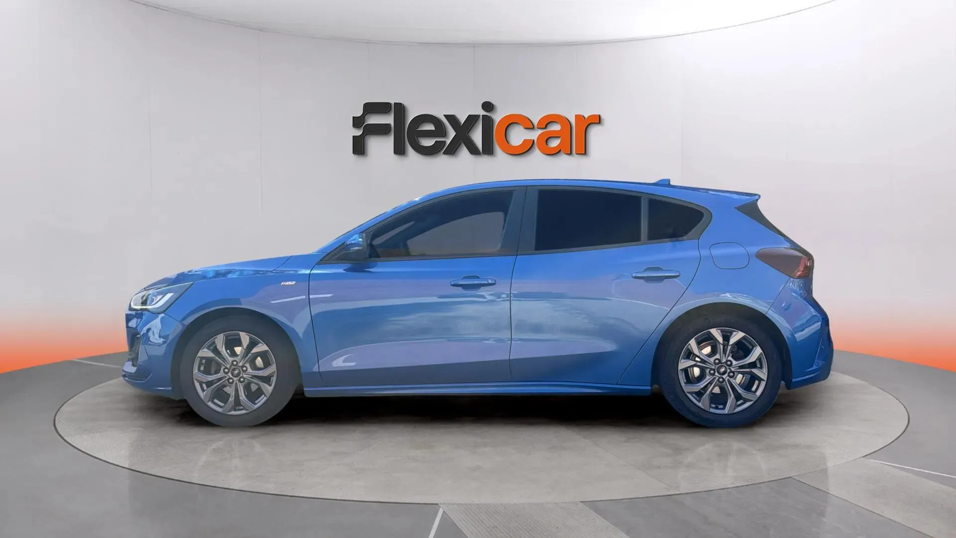 Ford Focus 1.0 EcoBoost MHEV ST-Line - foto 8