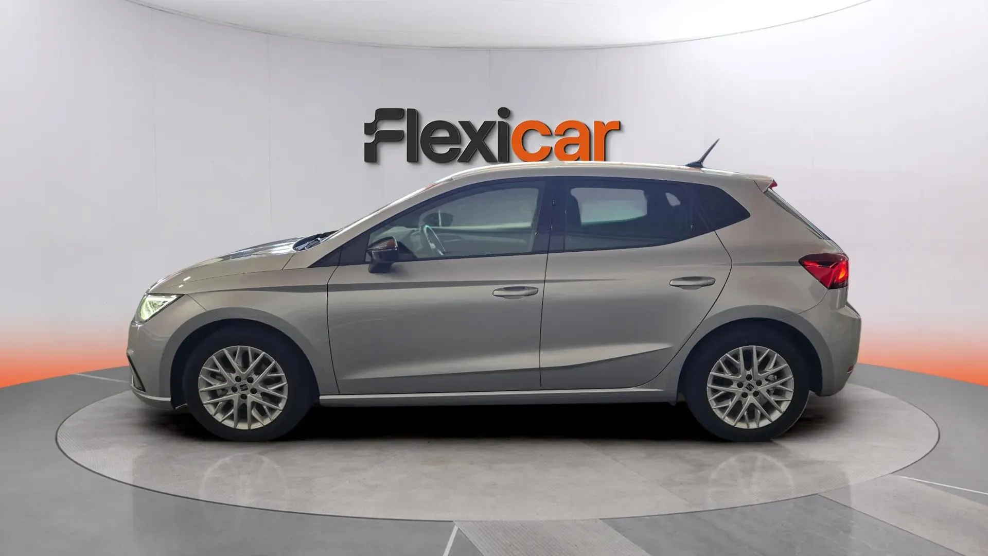 SEAT Ibiza 1.0 TSI FR - foto 4