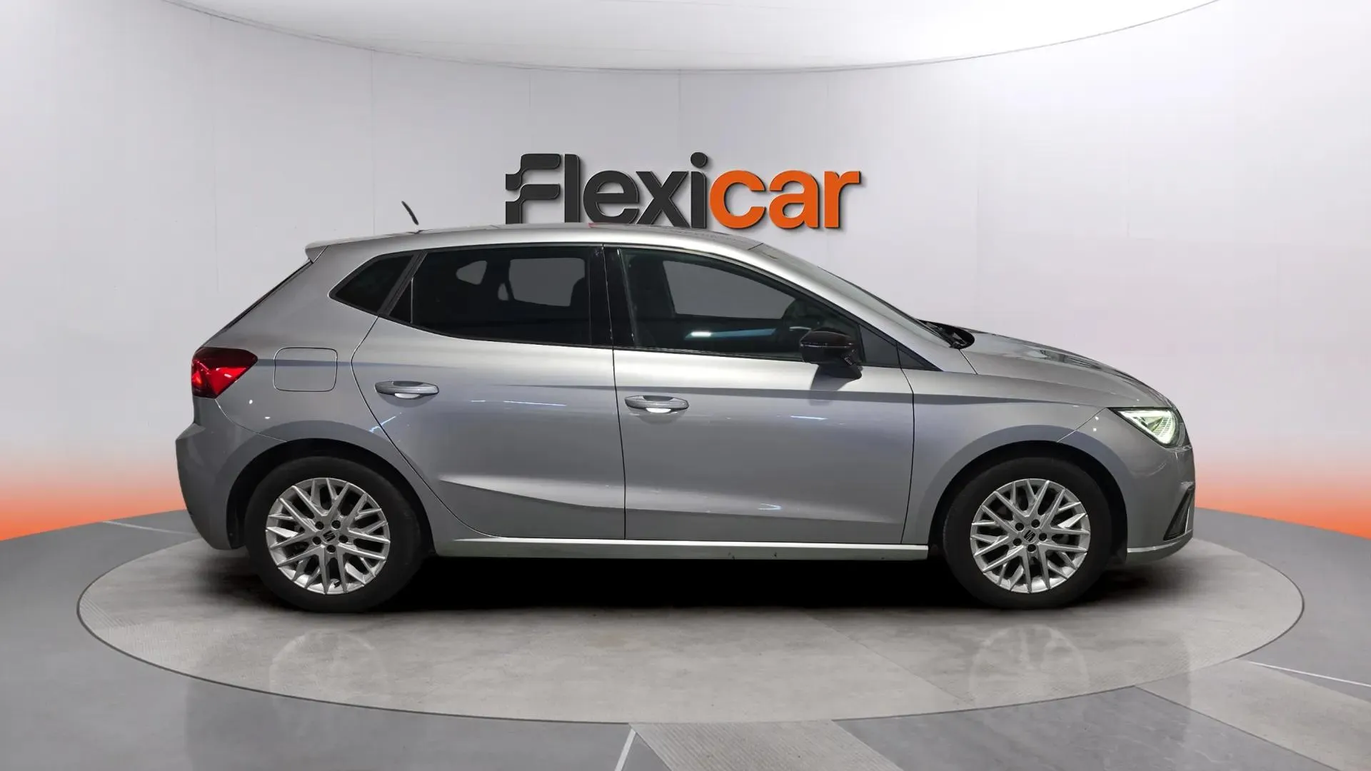 SEAT Ibiza 1.0 TSI FR - foto 8