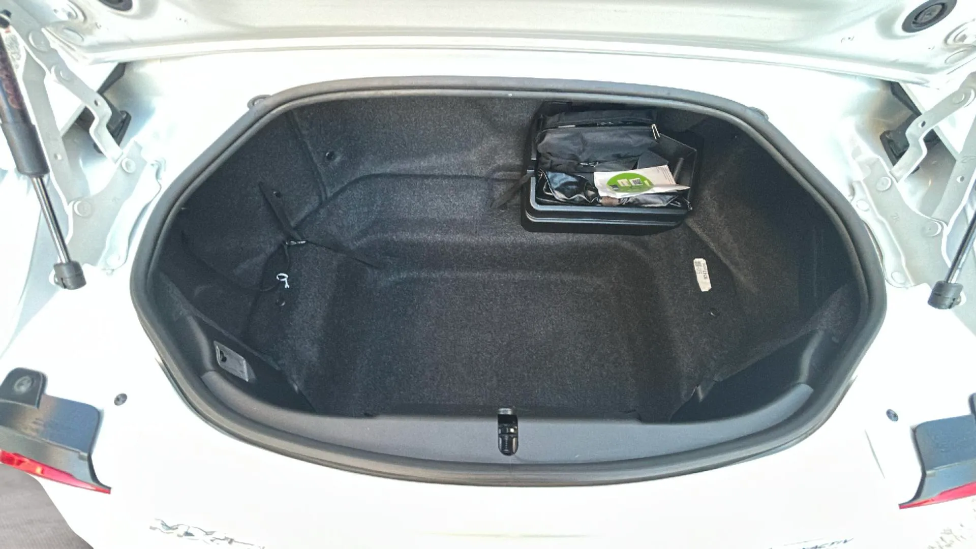 Mazda MX-5 1.5 Evolution Nav ST - foto 17