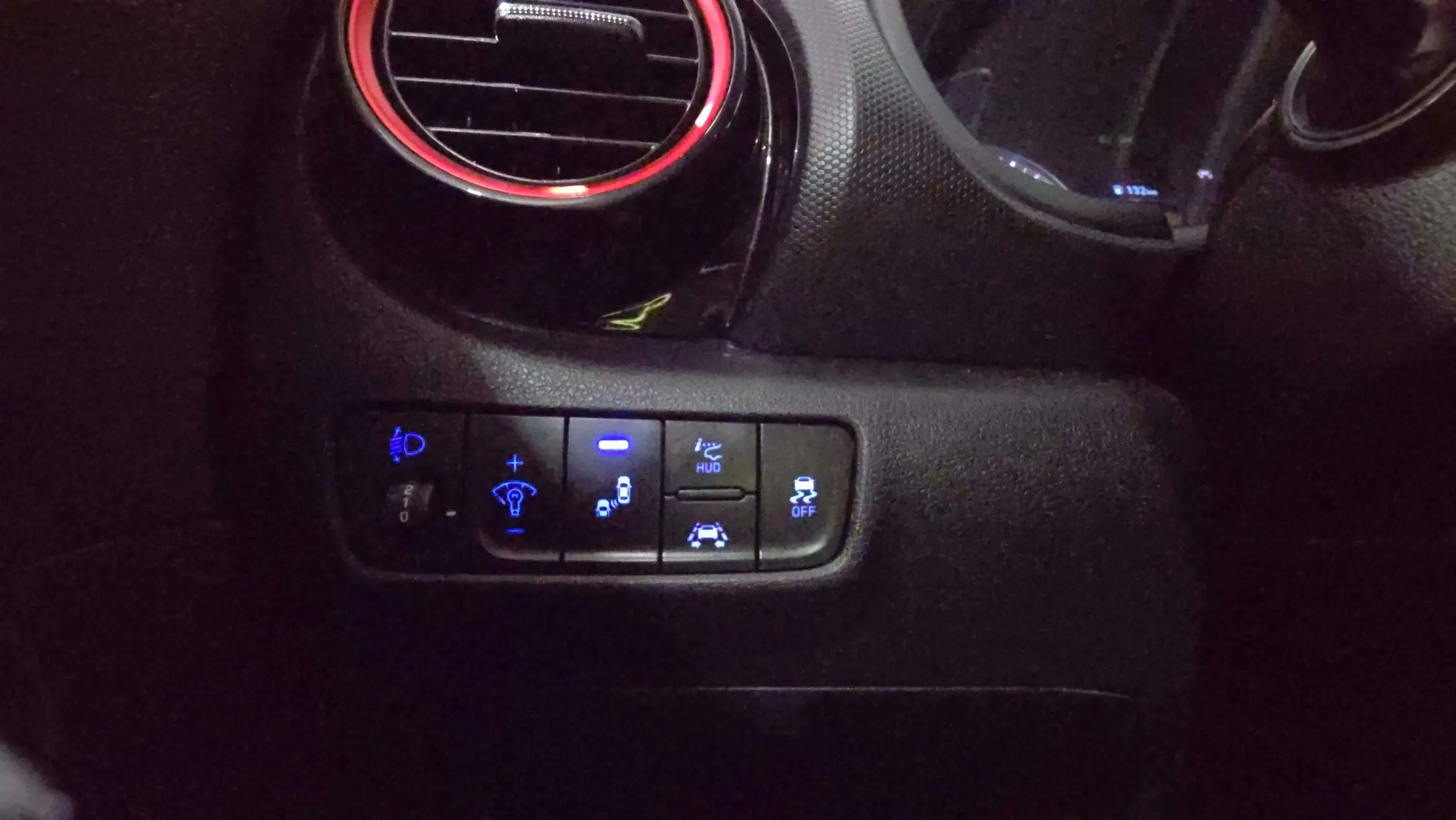 Hyundai Kona 1.0 T-GDi Essence 4x2 - foto 12