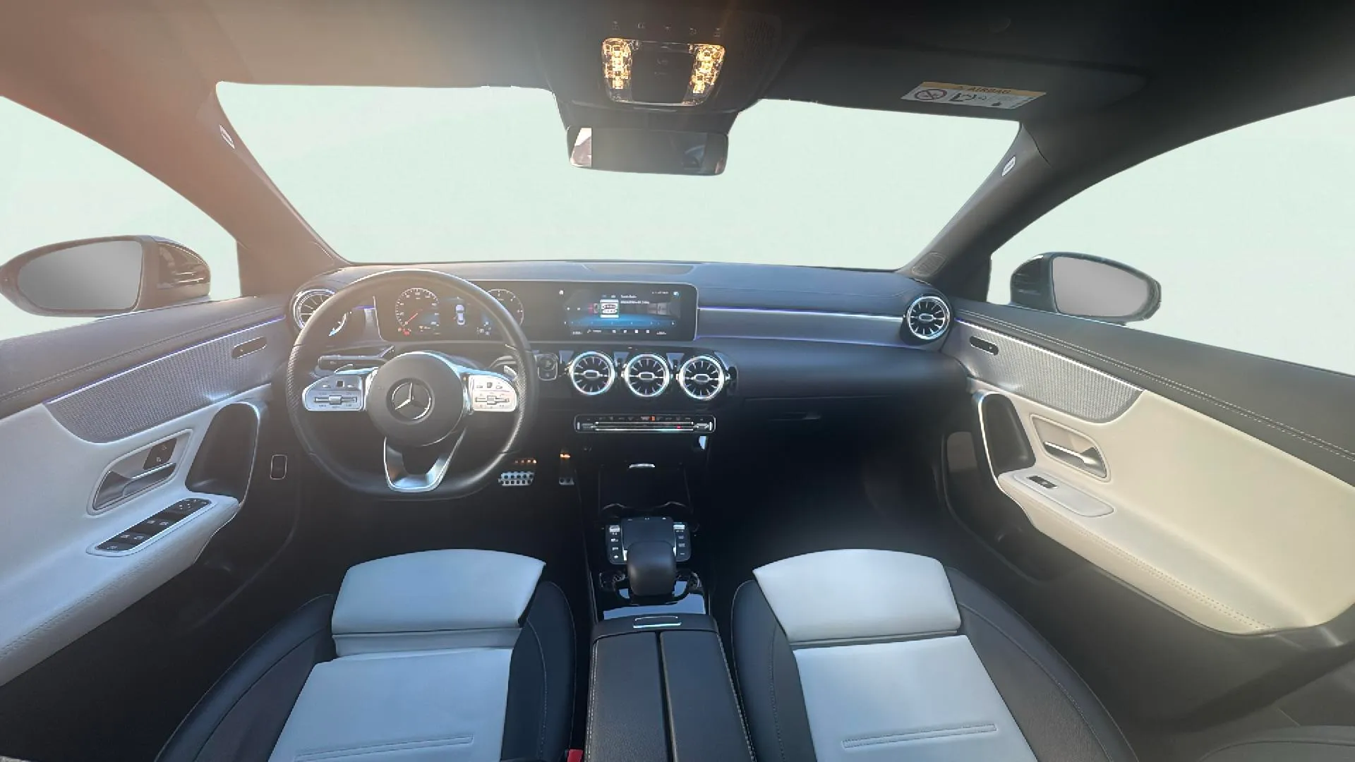 Mercedes-Benz CLA 200 D DCT - foto 10