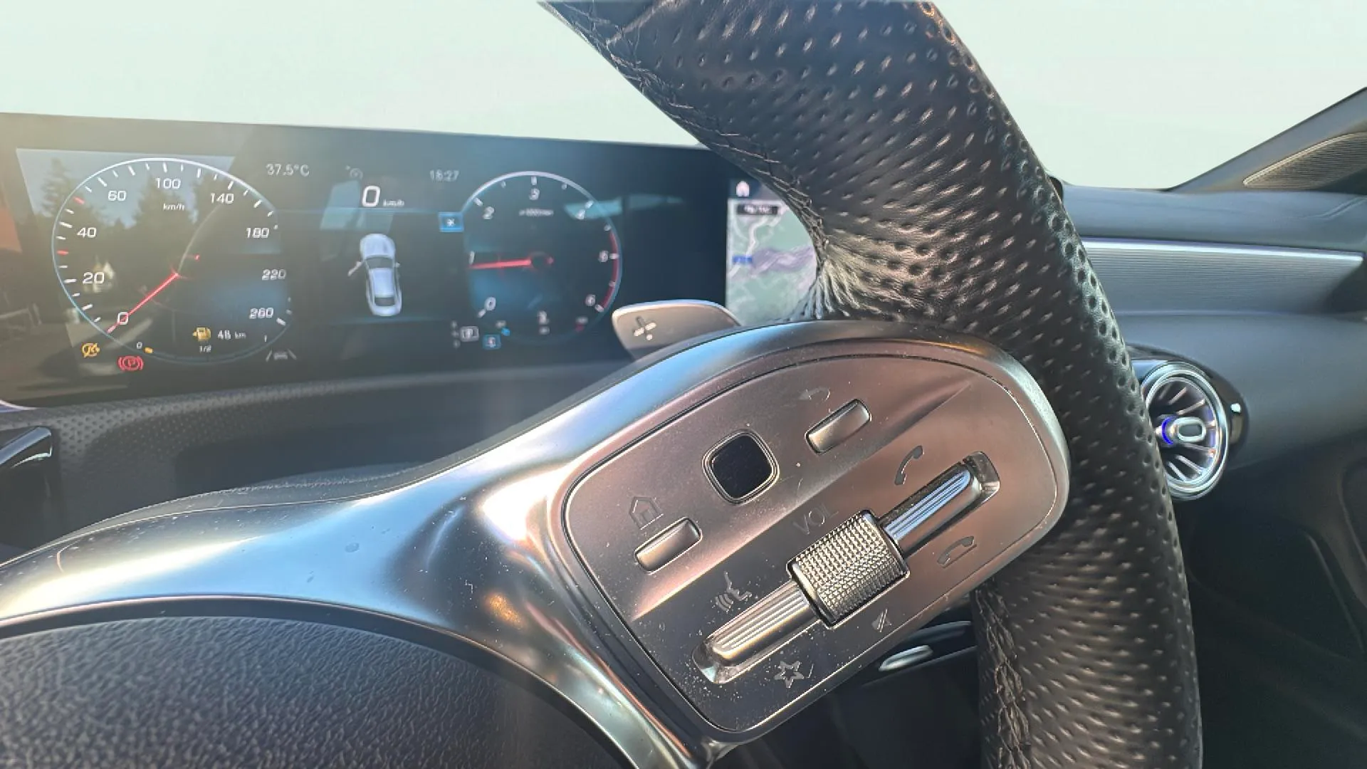 Mercedes-Benz CLA 200 D DCT - foto 19