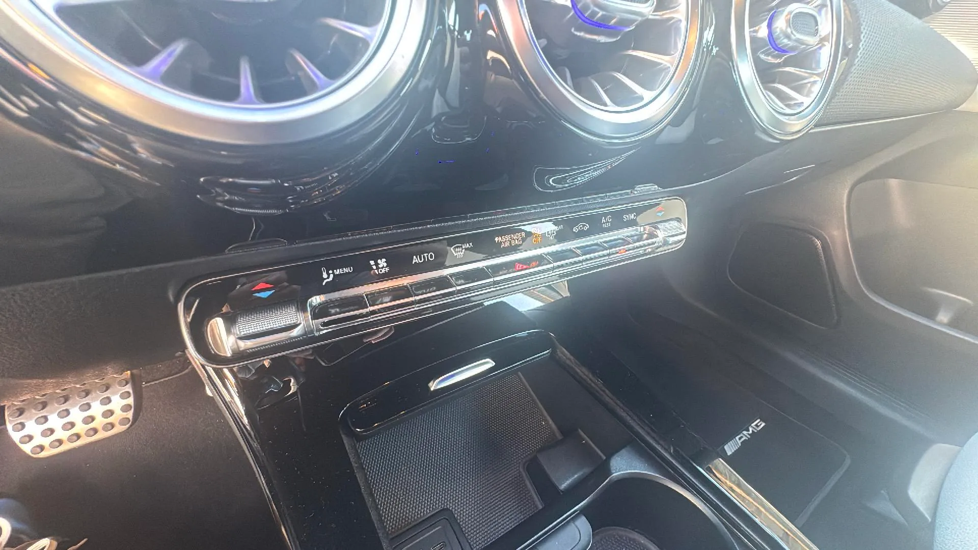 Mercedes-Benz CLA 200 D DCT - foto 21