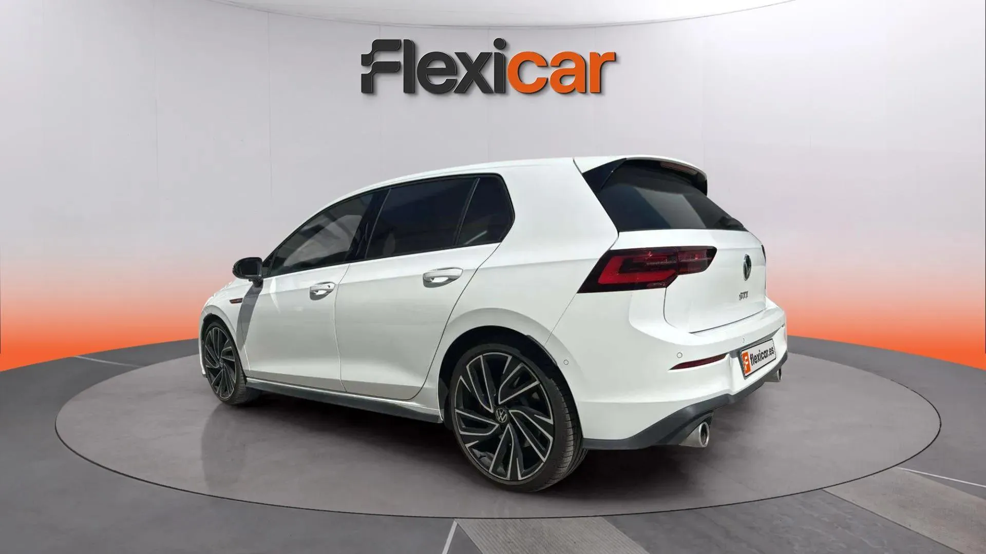 Volkswagen Golf GTI 2.0 TSI DSG - foto 4