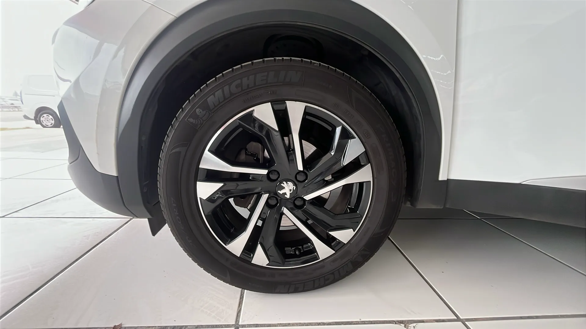 Peugeot 2008 Allure Pack BlueHDi - foto 17
