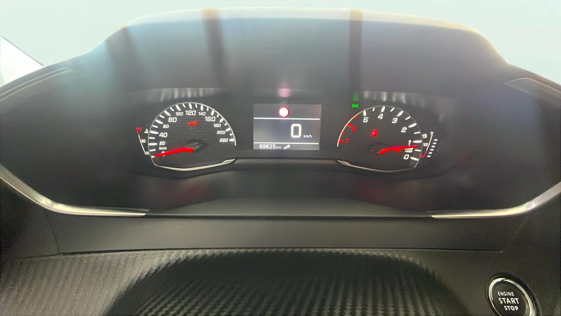 Peugeot 2008 Allure Pack BlueHDi - foto 11