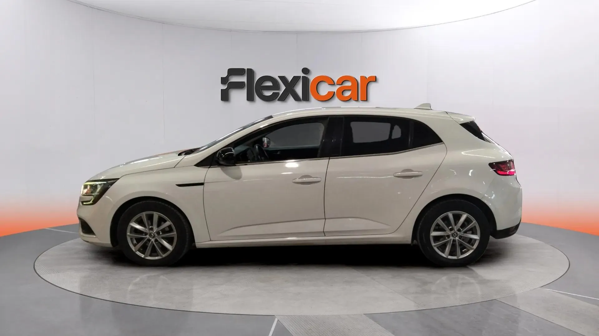 Renault Mégane Tech Road Energy TCe - foto 3