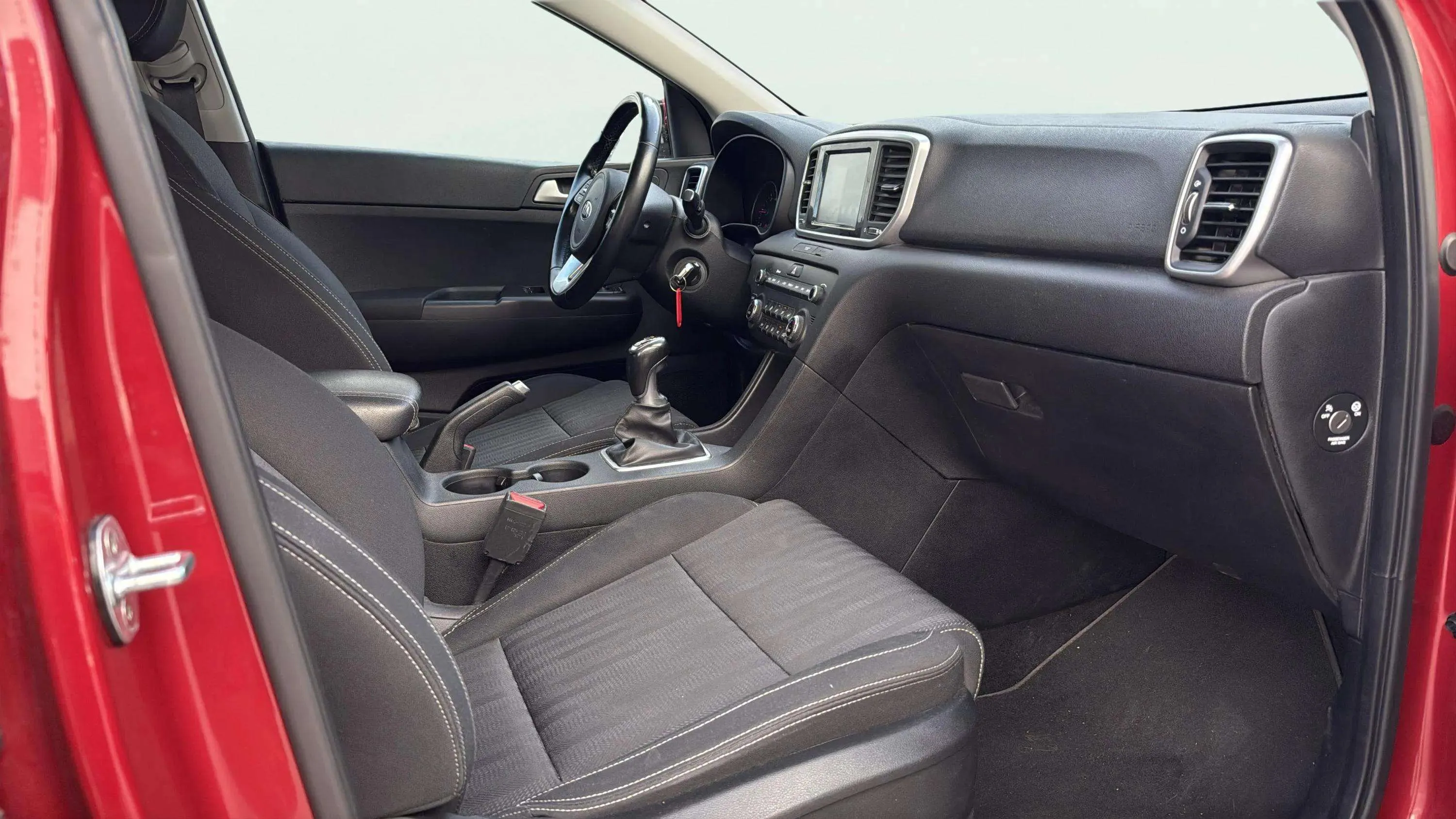 Kia Sportage 1.6 CRDi Business 4x2 - foto 11