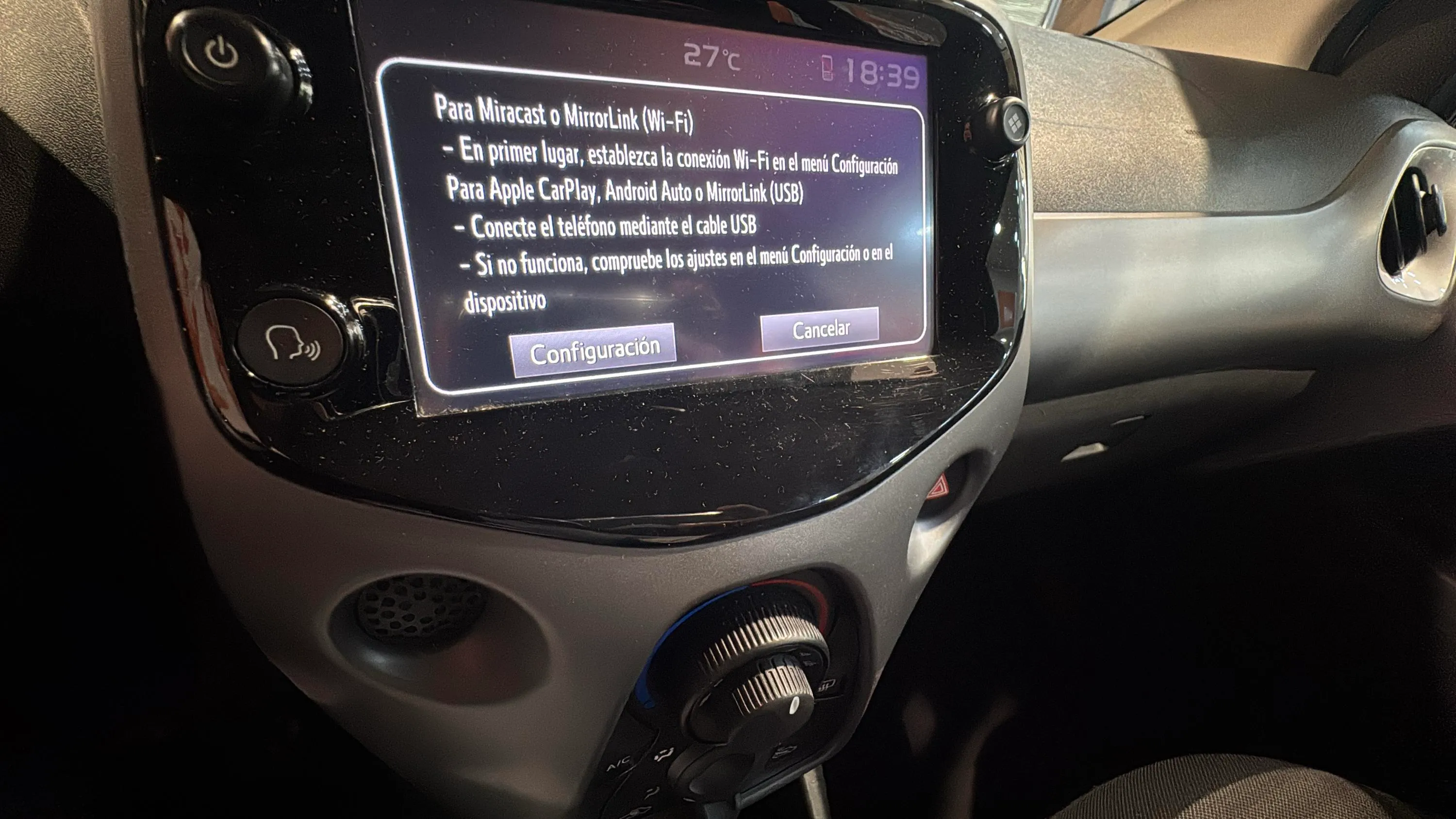 Toyota Aygo 1.0 70 x-play - foto 19