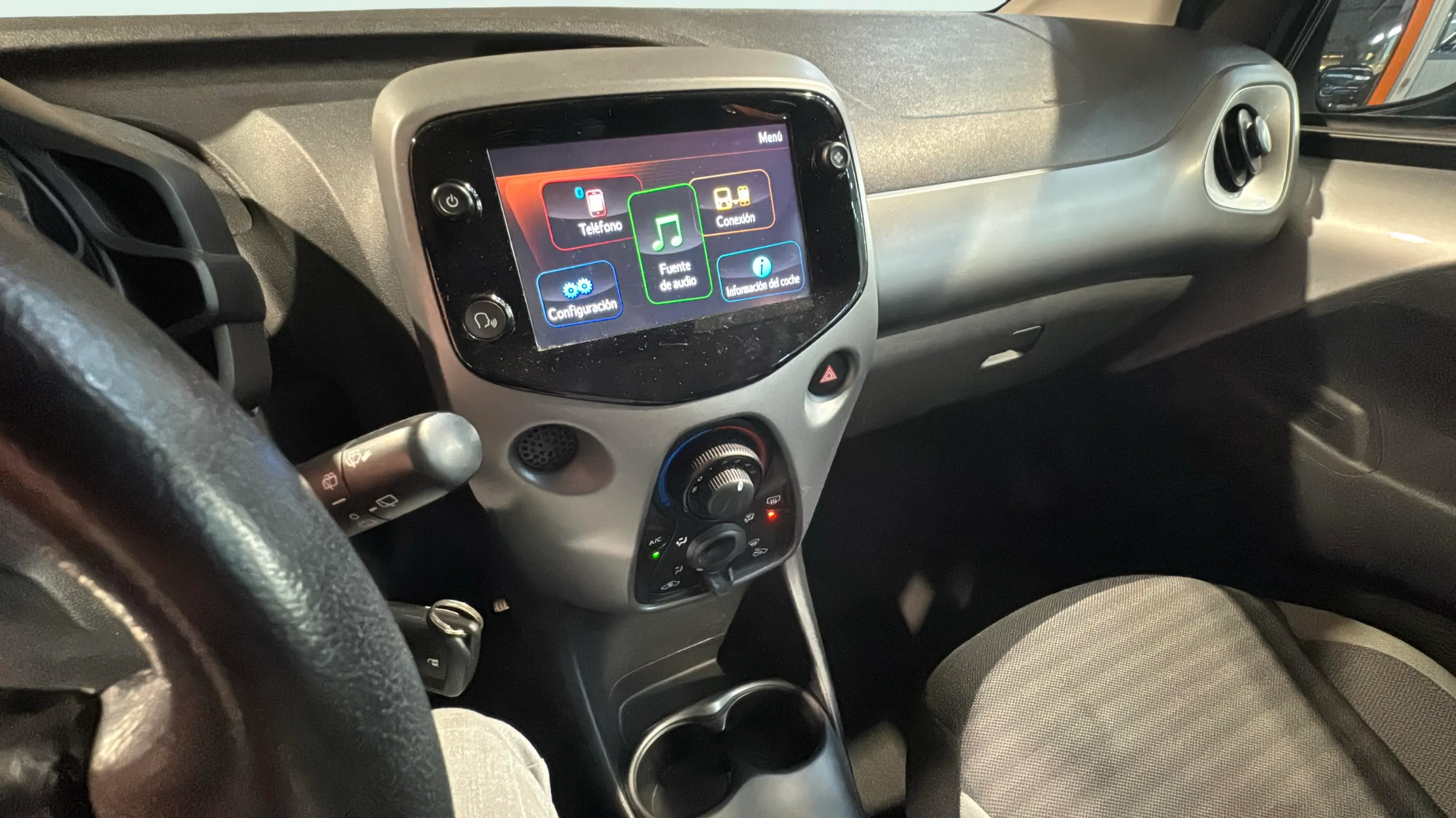 Toyota Aygo 1.0 70 x-play - foto 20