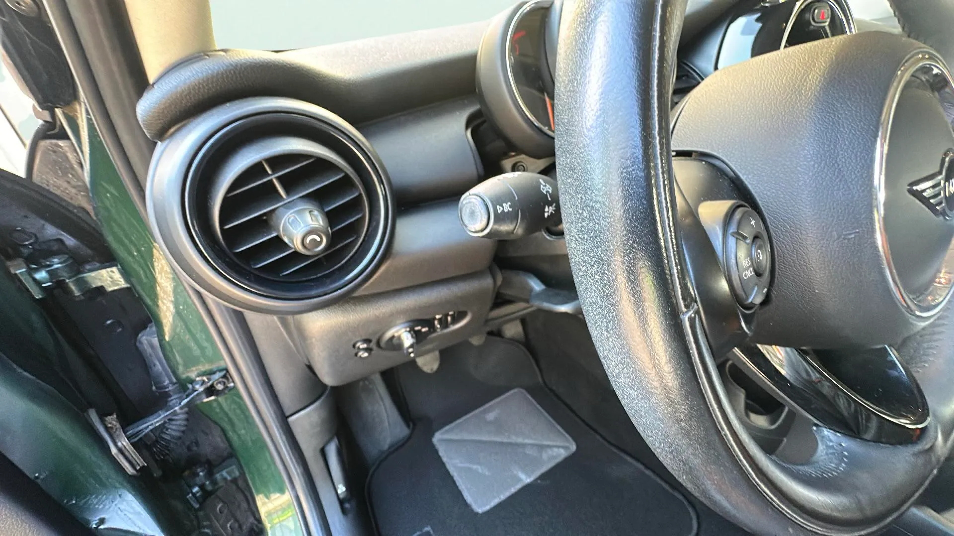 MINI Cooper One - foto 17