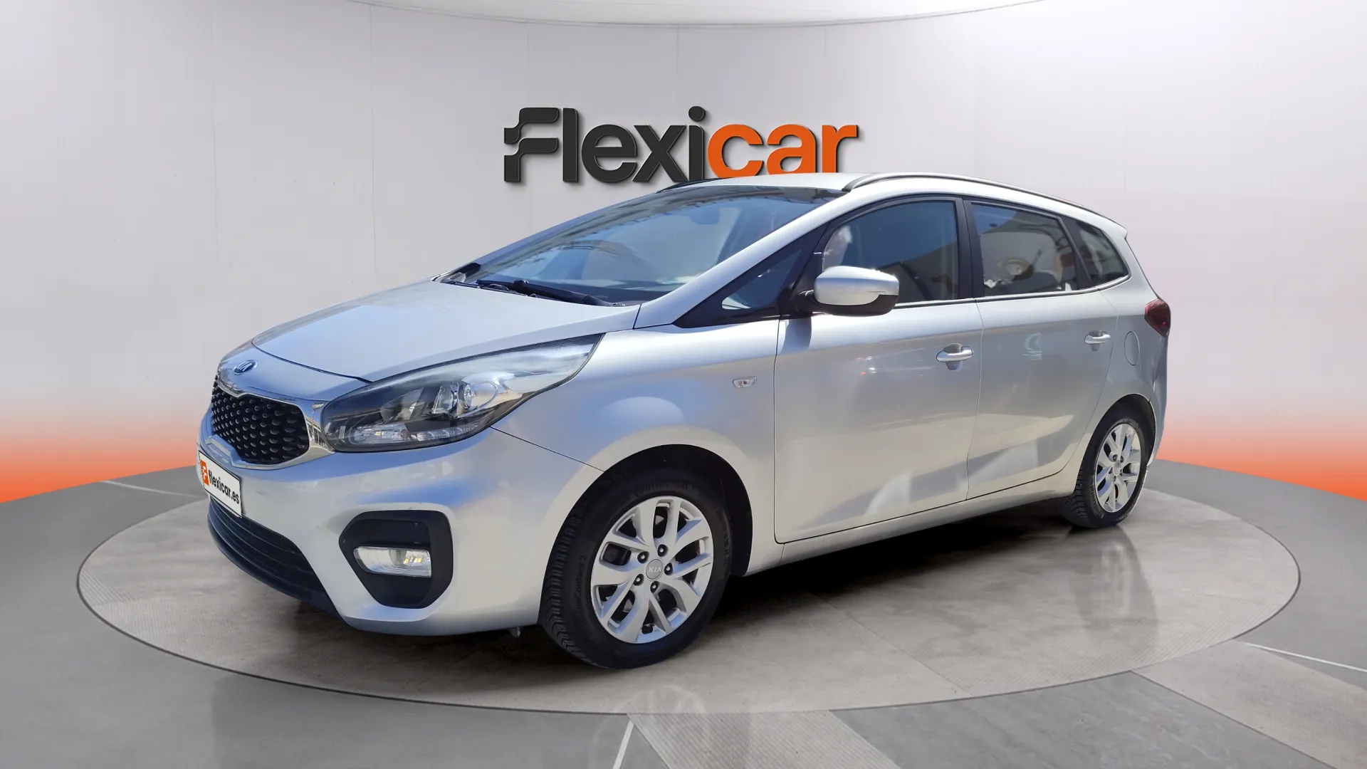 Kia Carens 1.7 CRDi VGT Basic Eco-Dyn - foto 3