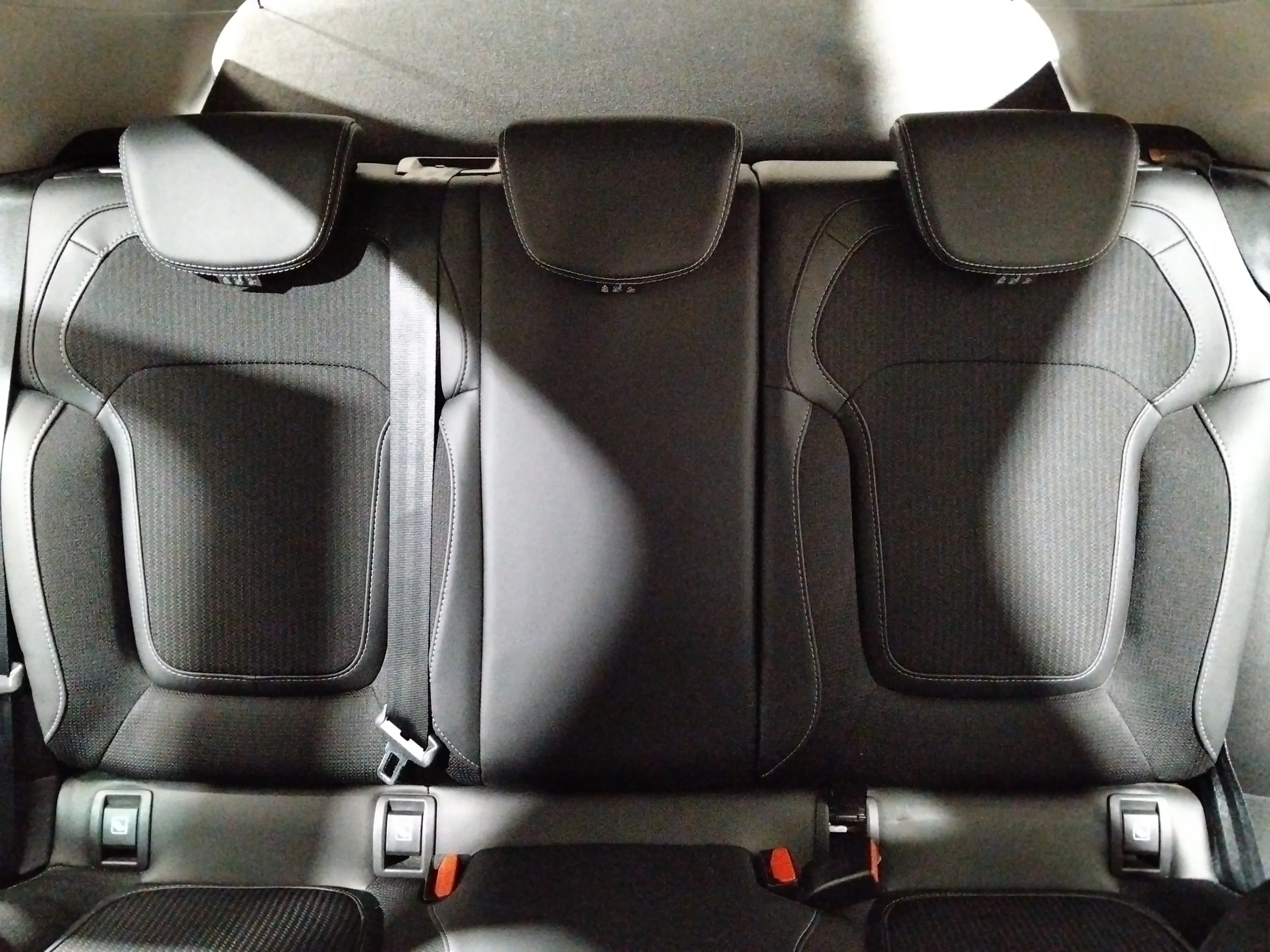 Renault Mégane Intens TCe GPF - foto 16