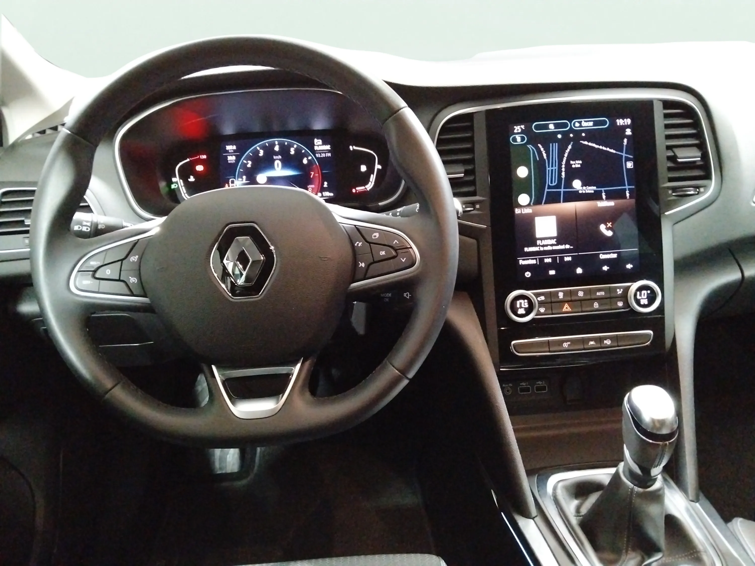 Renault Mégane Intens TCe GPF - foto 9