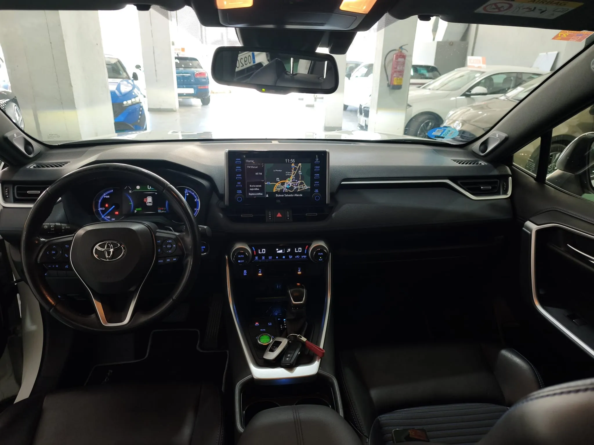 Toyota RAV4 2.5l 220H Advance 4WD - foto 9