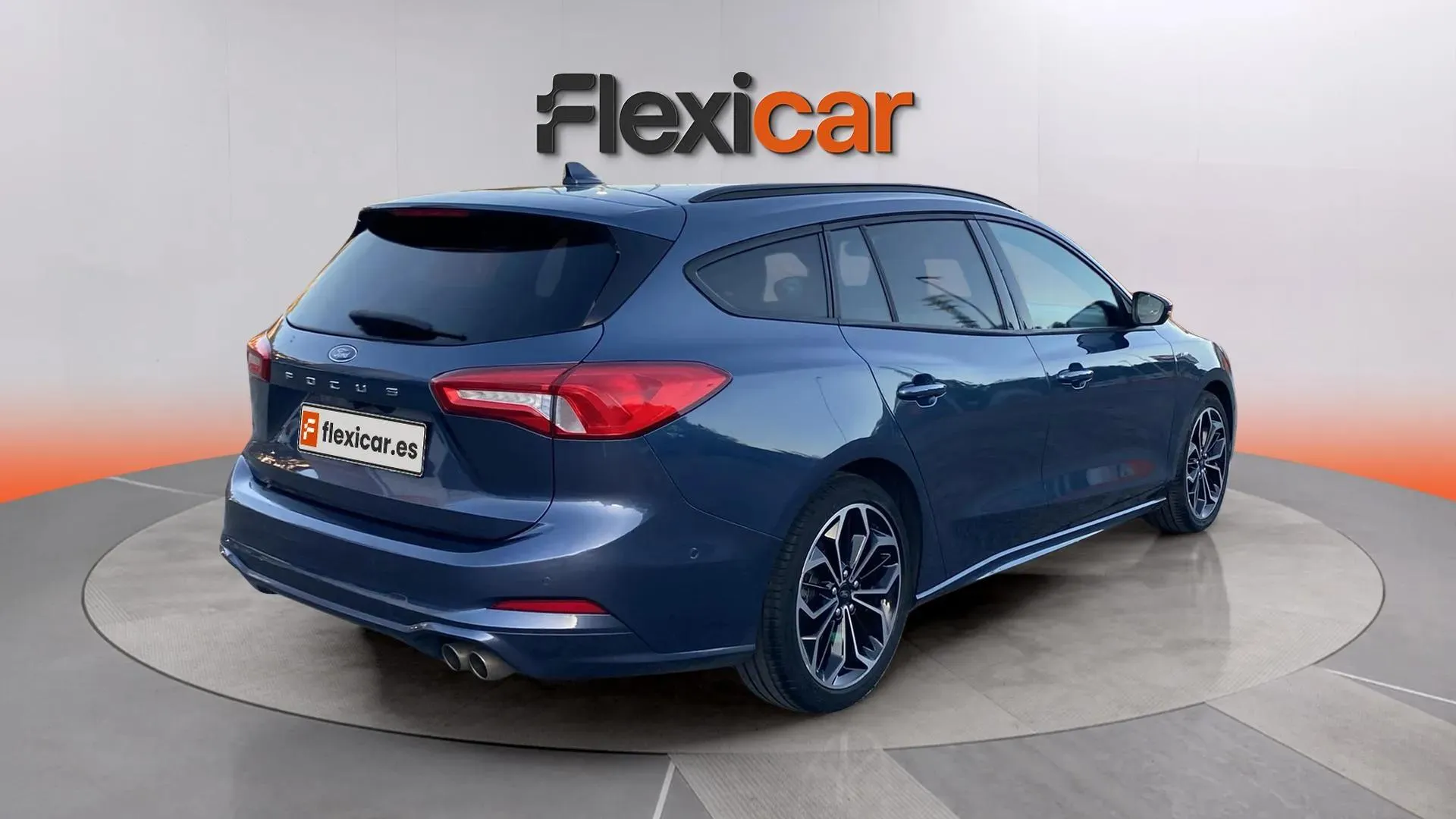Ford Focus 1.0 EcoBoost ST-Line SB - foto 9