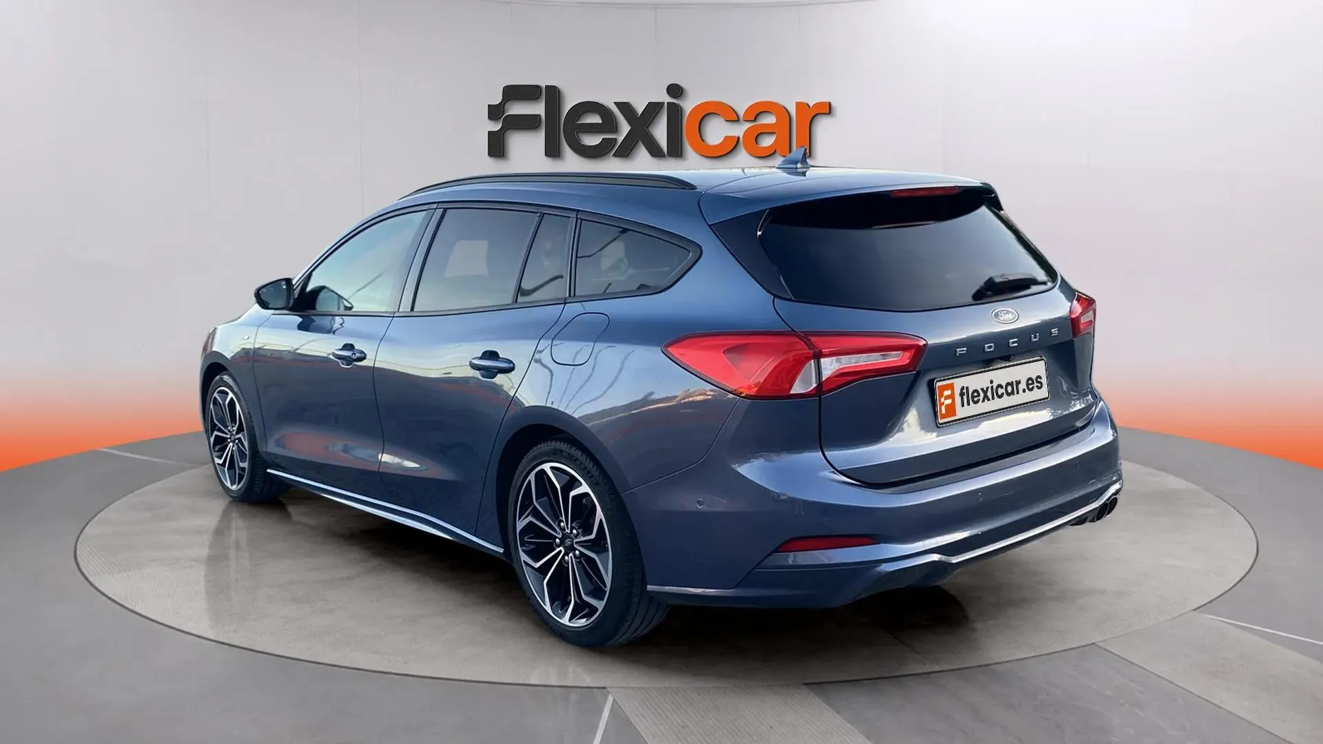 Ford Focus 1.0 EcoBoost ST-Line SB - foto 5