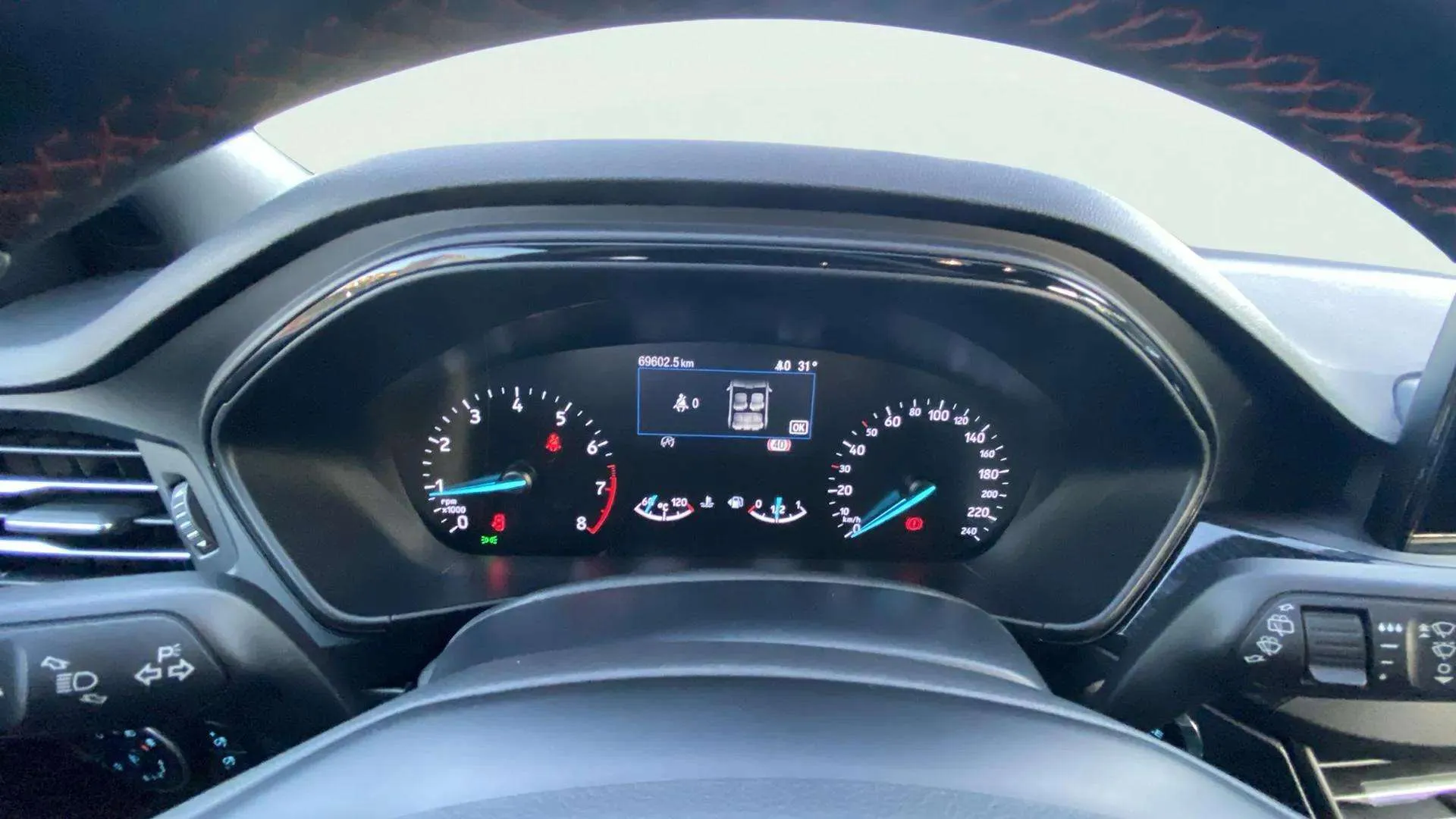 Ford Focus 1.0 EcoBoost ST-Line SB - foto 15