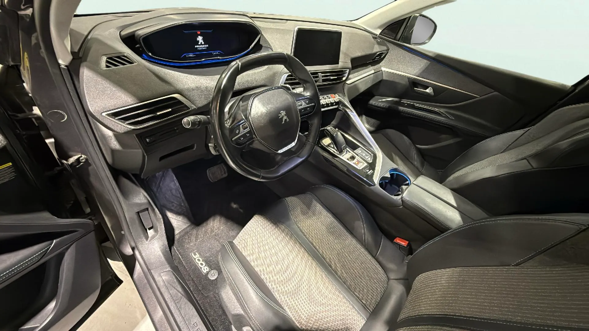 Peugeot 3008 1.6 PureTech GT EAT8 - foto 11