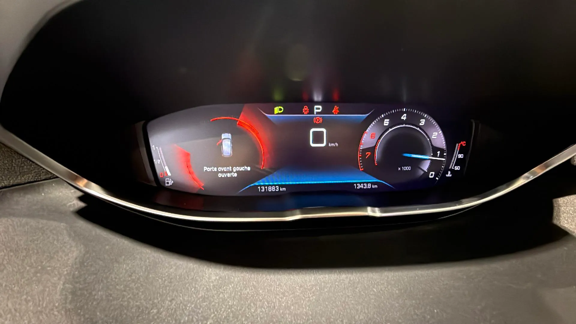 Peugeot 3008 1.6 PureTech GT EAT8 - foto 13