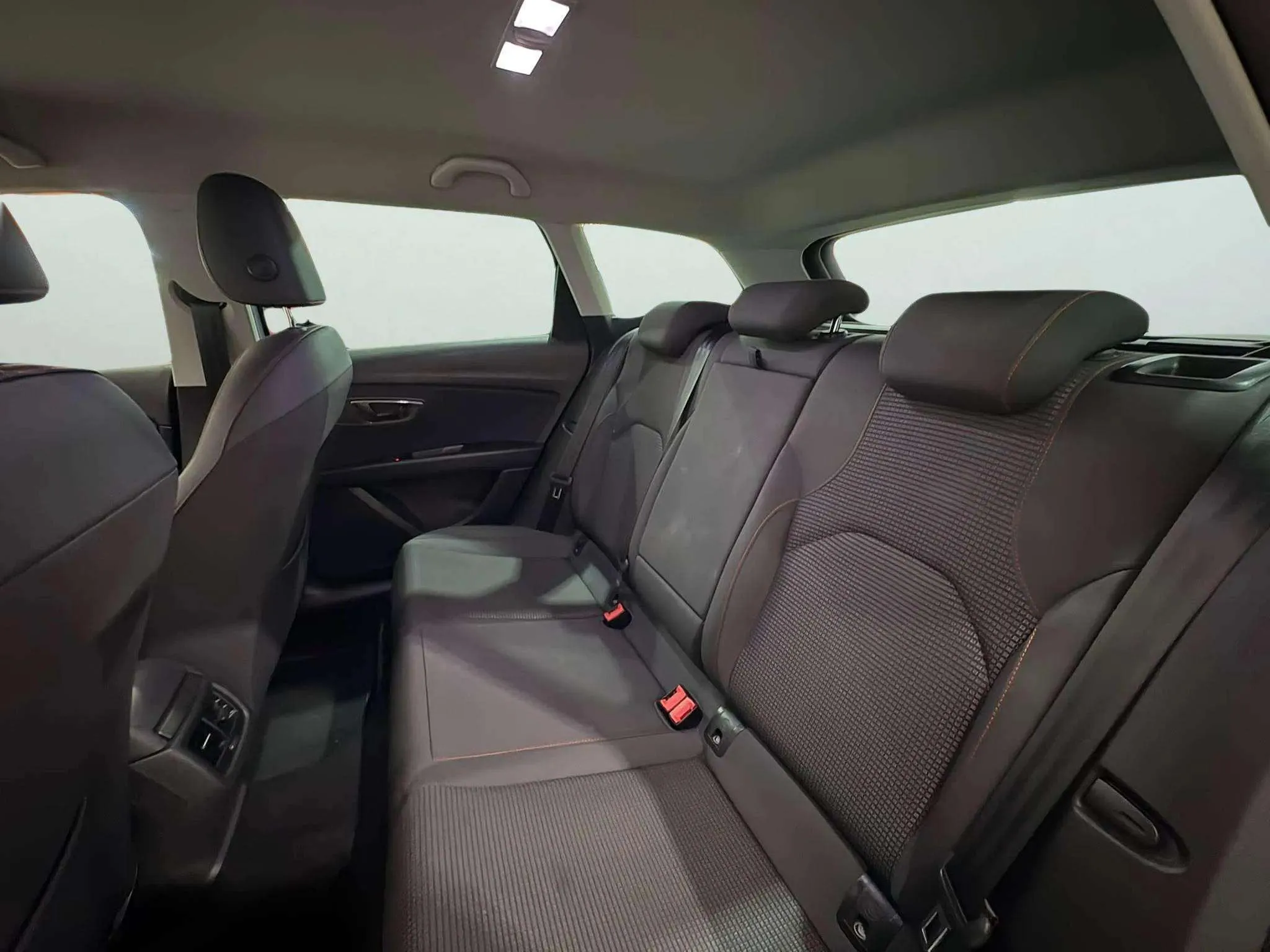 SEAT León ST 1.5 Ecotsi DSG-7 FR - foto 19