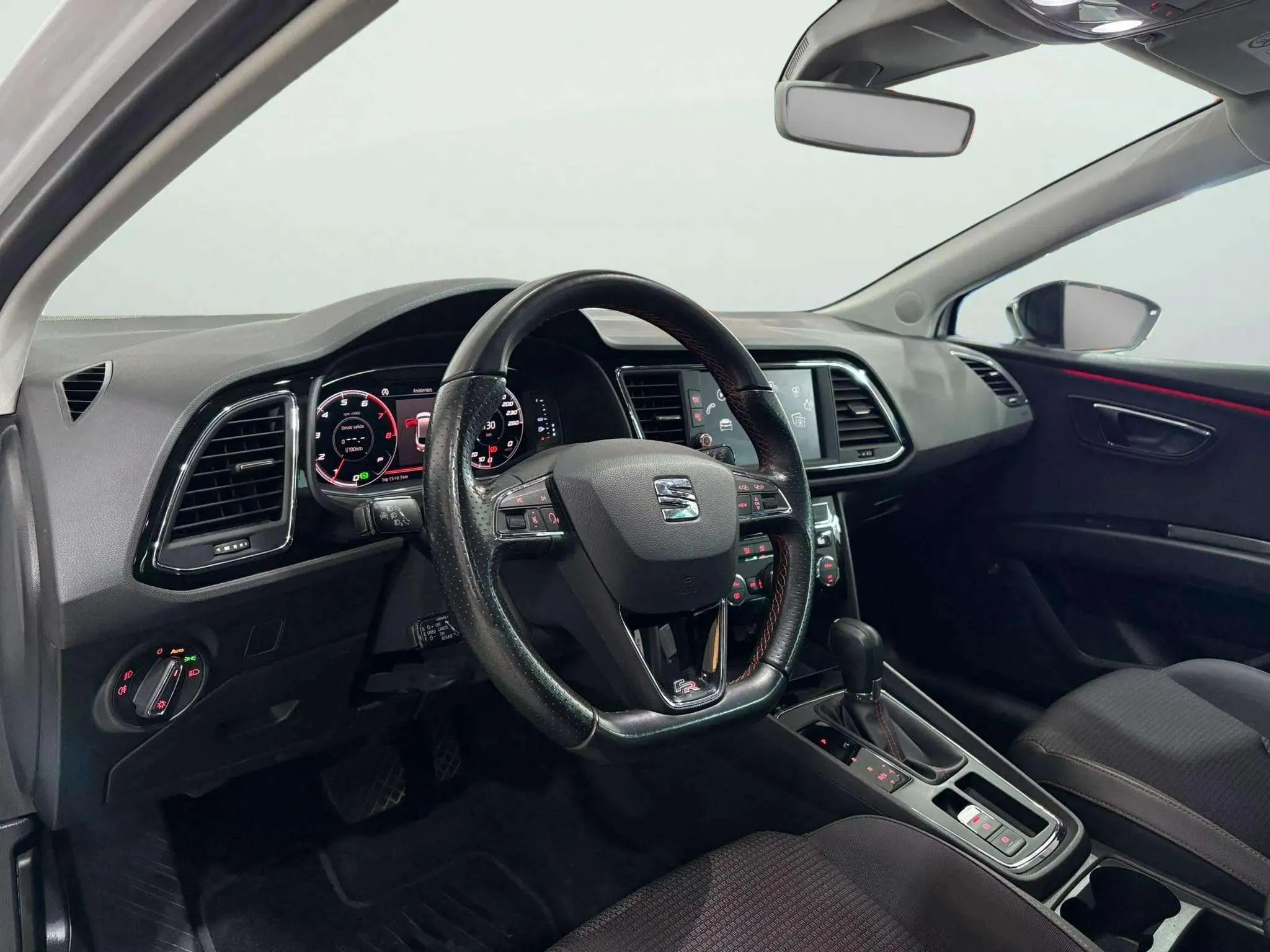 SEAT León ST 1.5 Ecotsi DSG-7 FR - foto 10