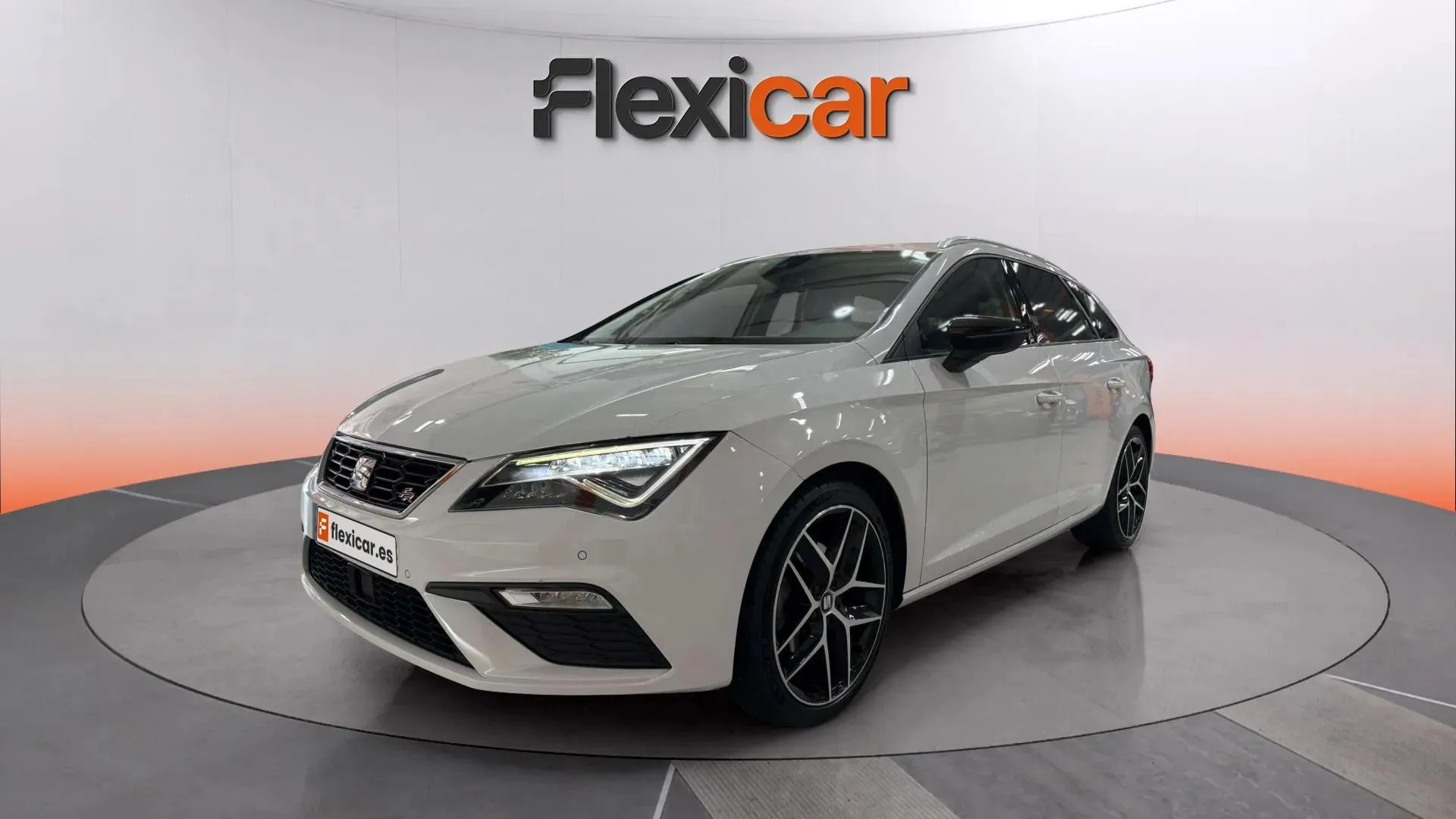 SEAT León ST 1.5 Ecotsi DSG-7 FR - foto 3