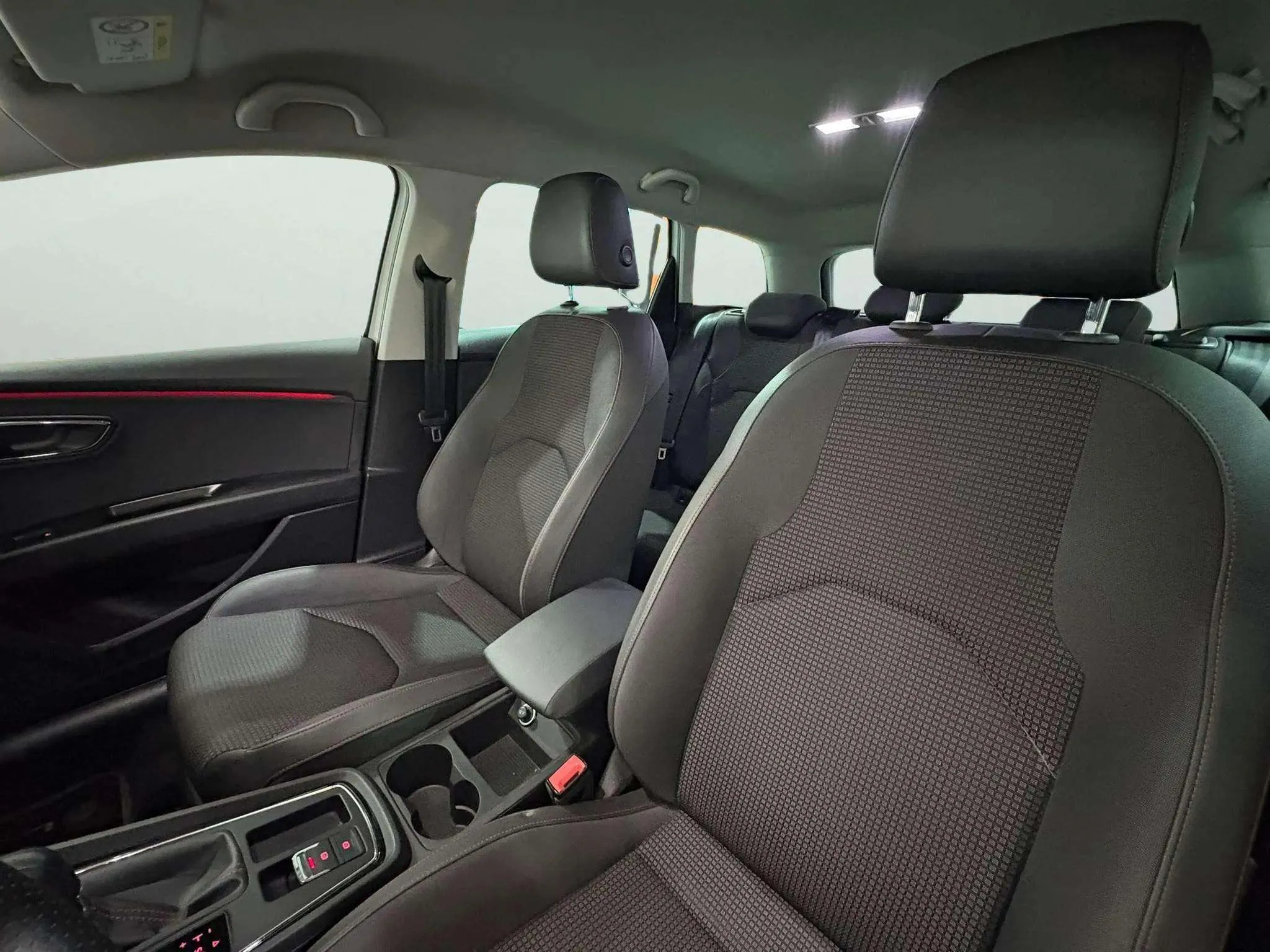SEAT León ST 1.5 Ecotsi DSG-7 FR - foto 18