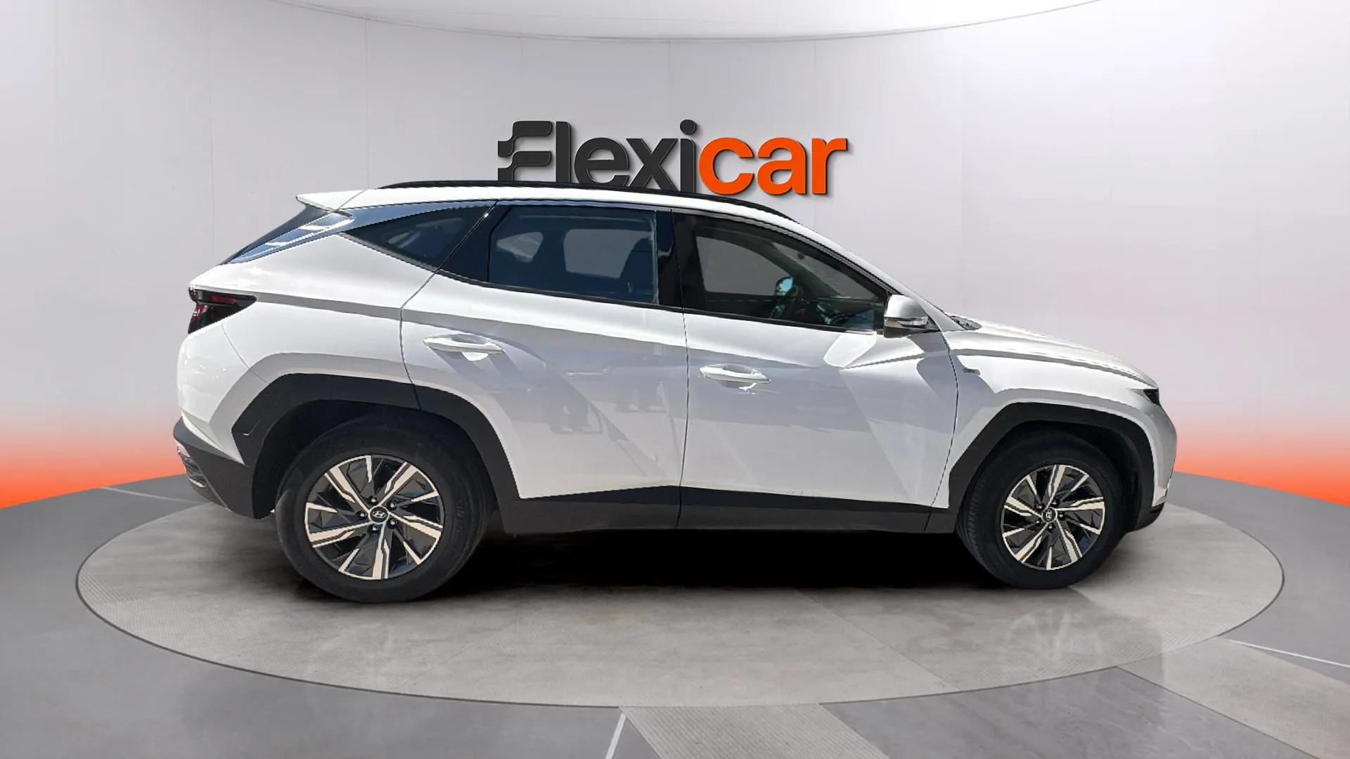 Hyundai Tucson 1.6 CRDi 48V Maxx - foto 10