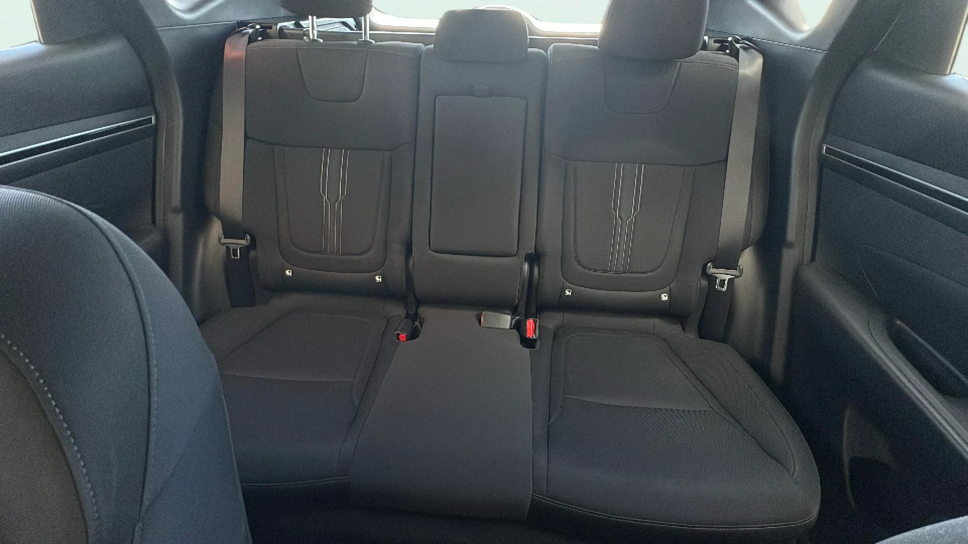 Hyundai Tucson 1.6 CRDi 48V Maxx - foto 19