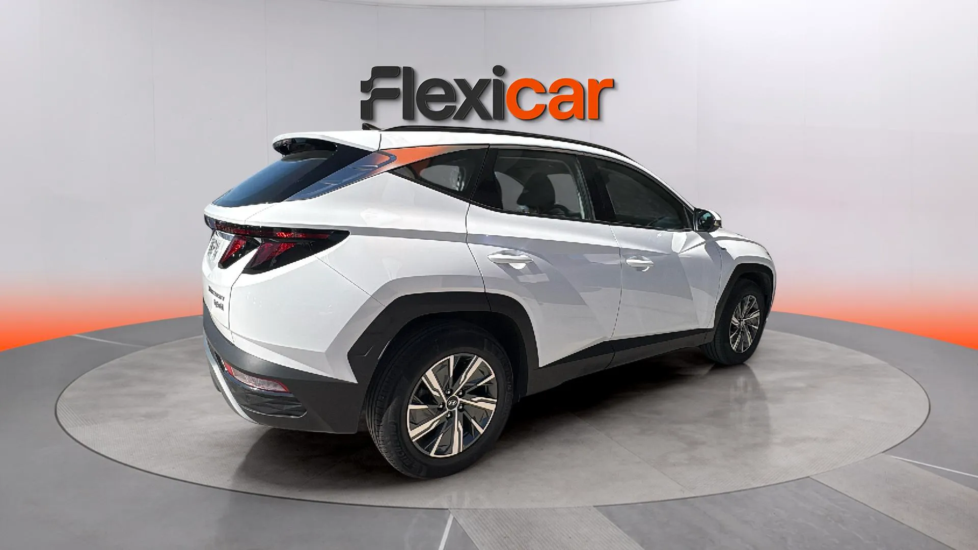 Hyundai Tucson 1.6 CRDi 48V Maxx - foto 9