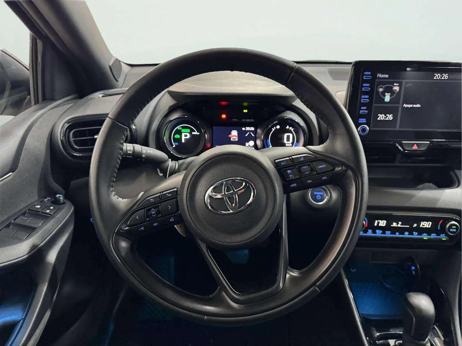 Toyota Yaris 1.5 120H Active Tech - foto 12
