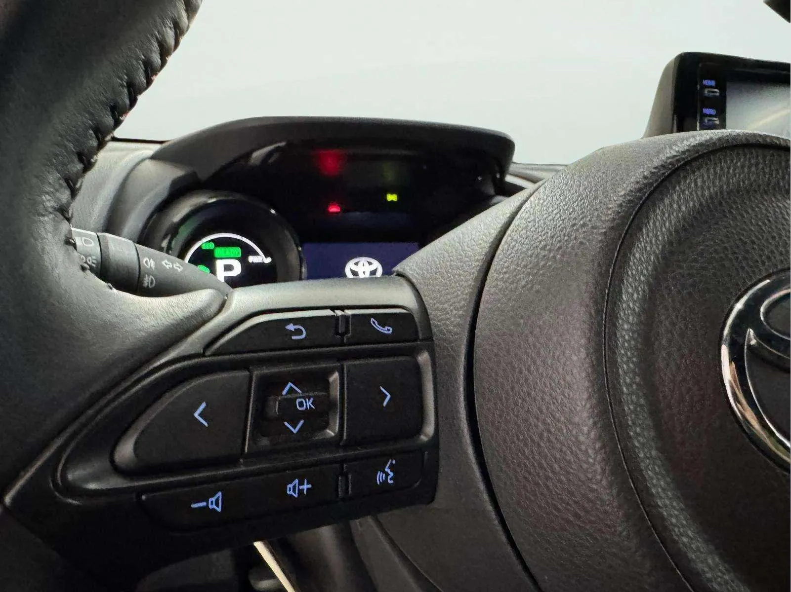 Toyota Yaris 1.5 120H Active Tech - foto 14
