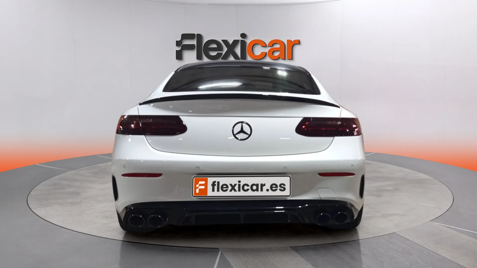 Mercedes-Benz Clase E Coupé E 200 - foto 4