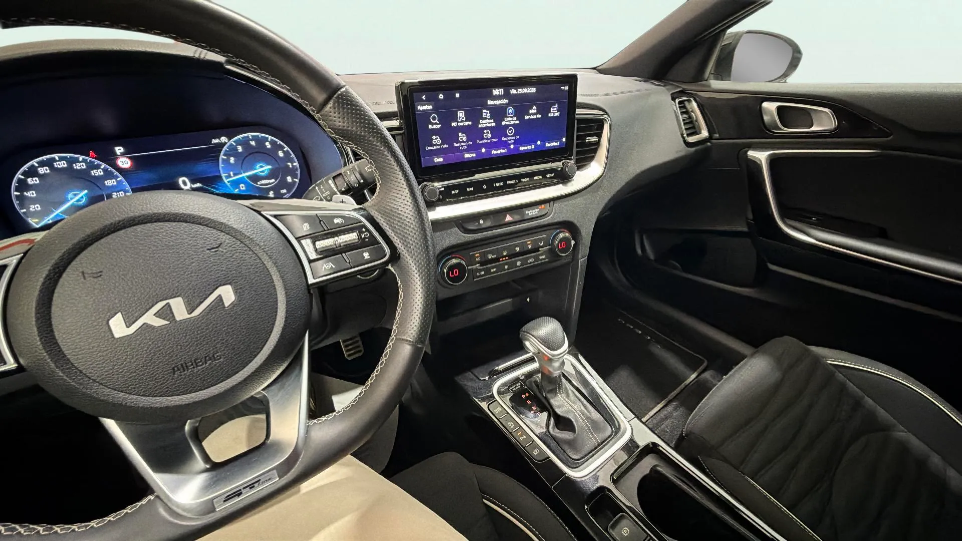 Kia XCeed 1.5 MHEV GT-line DCT - foto 31