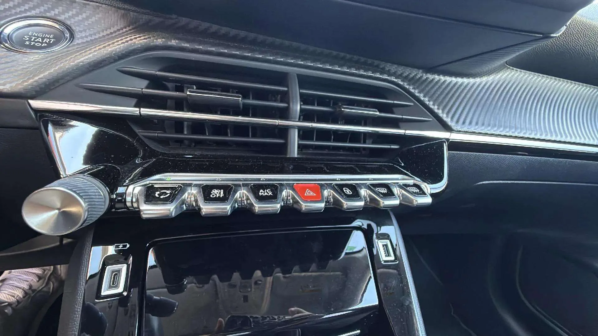 Peugeot 208 BlueHDi Active Pack - foto 17