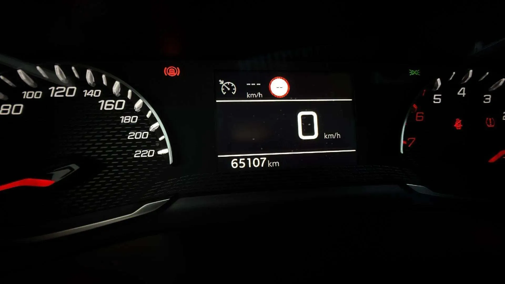 Peugeot 208 BlueHDi Active Pack - foto 11