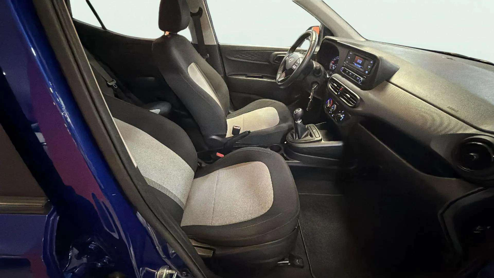Hyundai i10 1.0 Essence - foto 13
